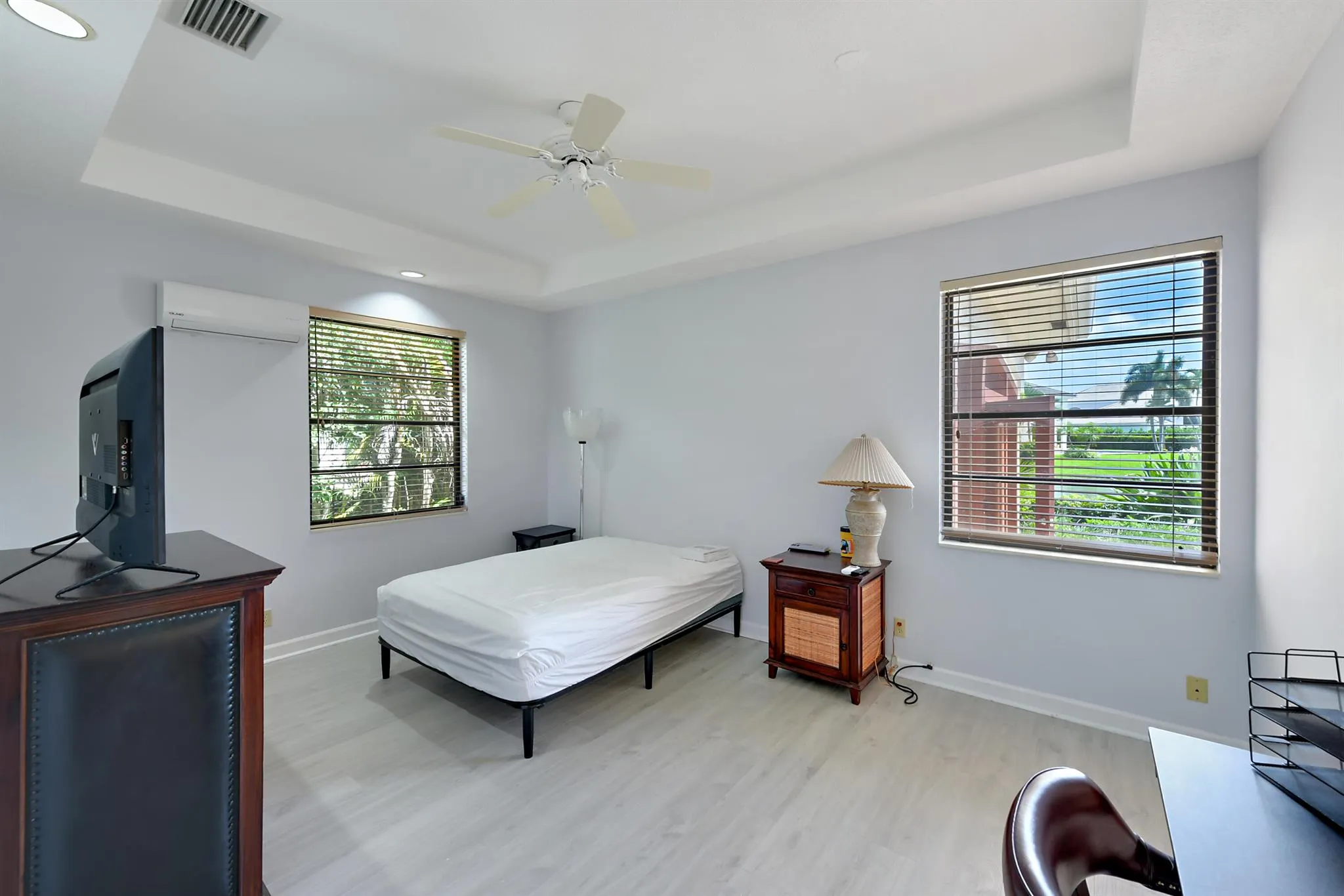 6923 Queenferry Circle