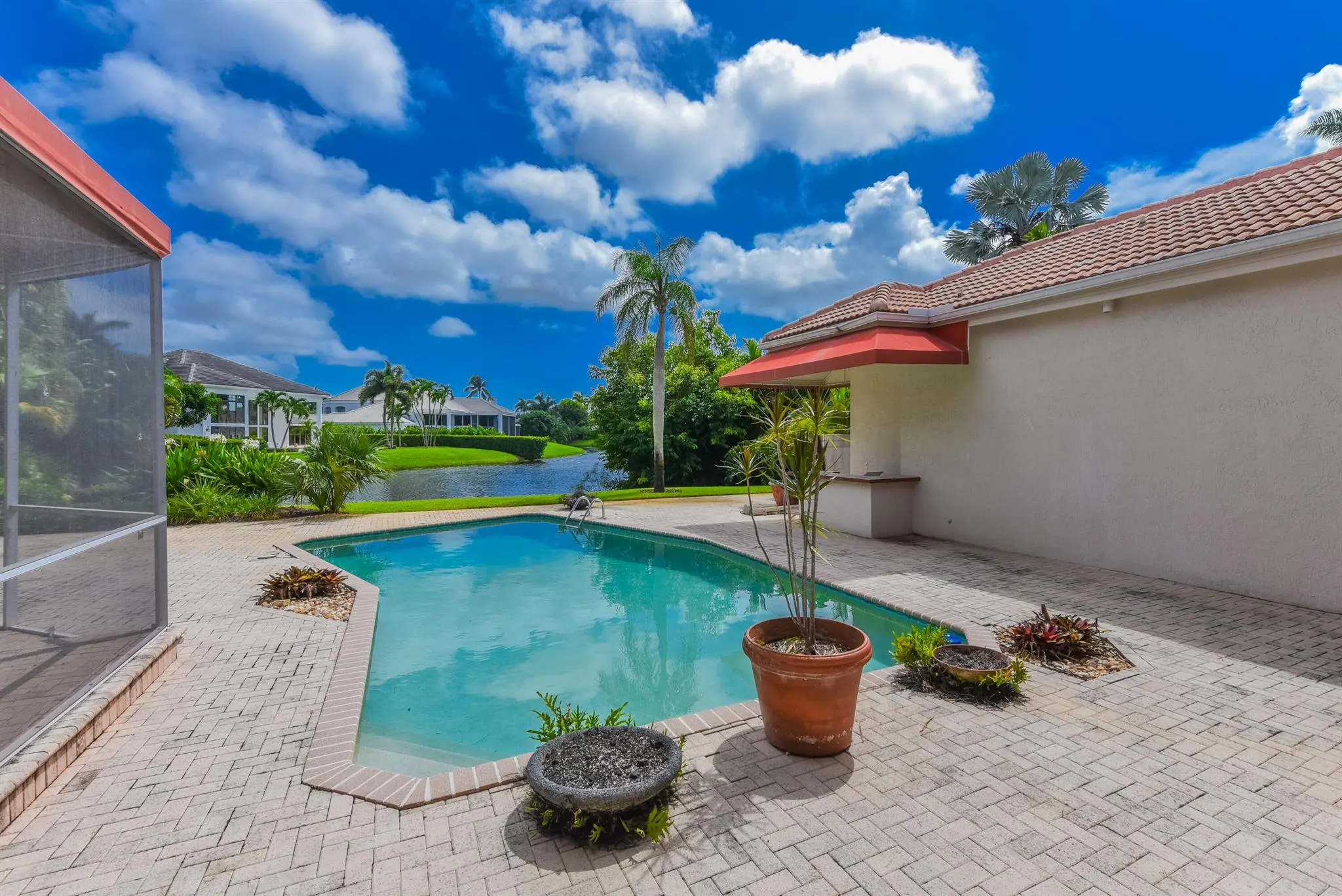 6923 Queenferry Circle