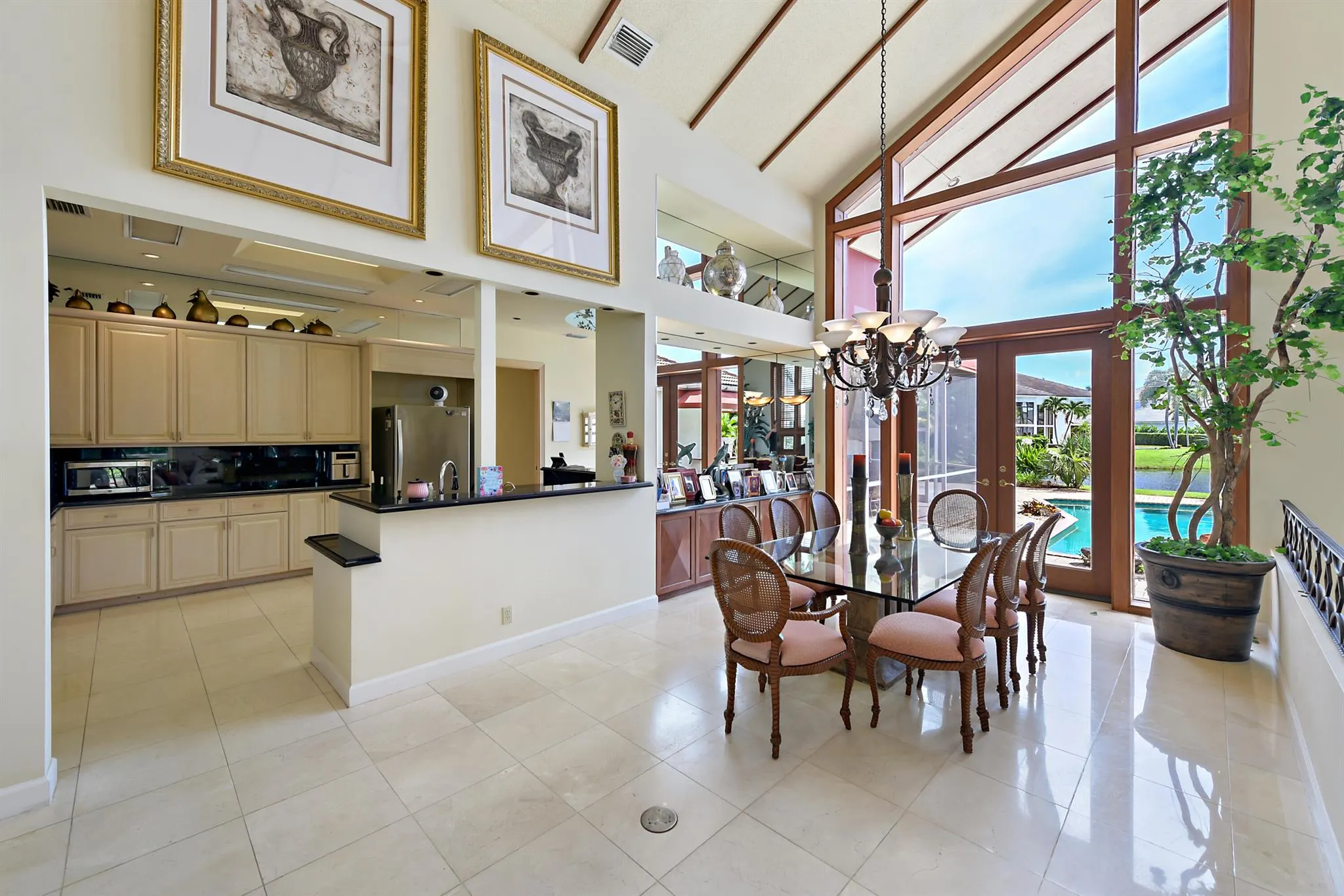 6923 Queenferry Circle