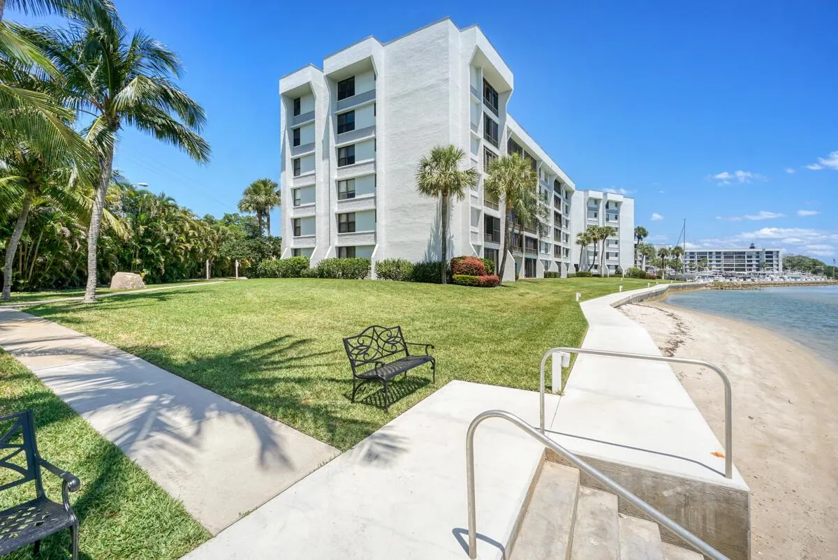 1542 Jupiter Cove Drive, #602c