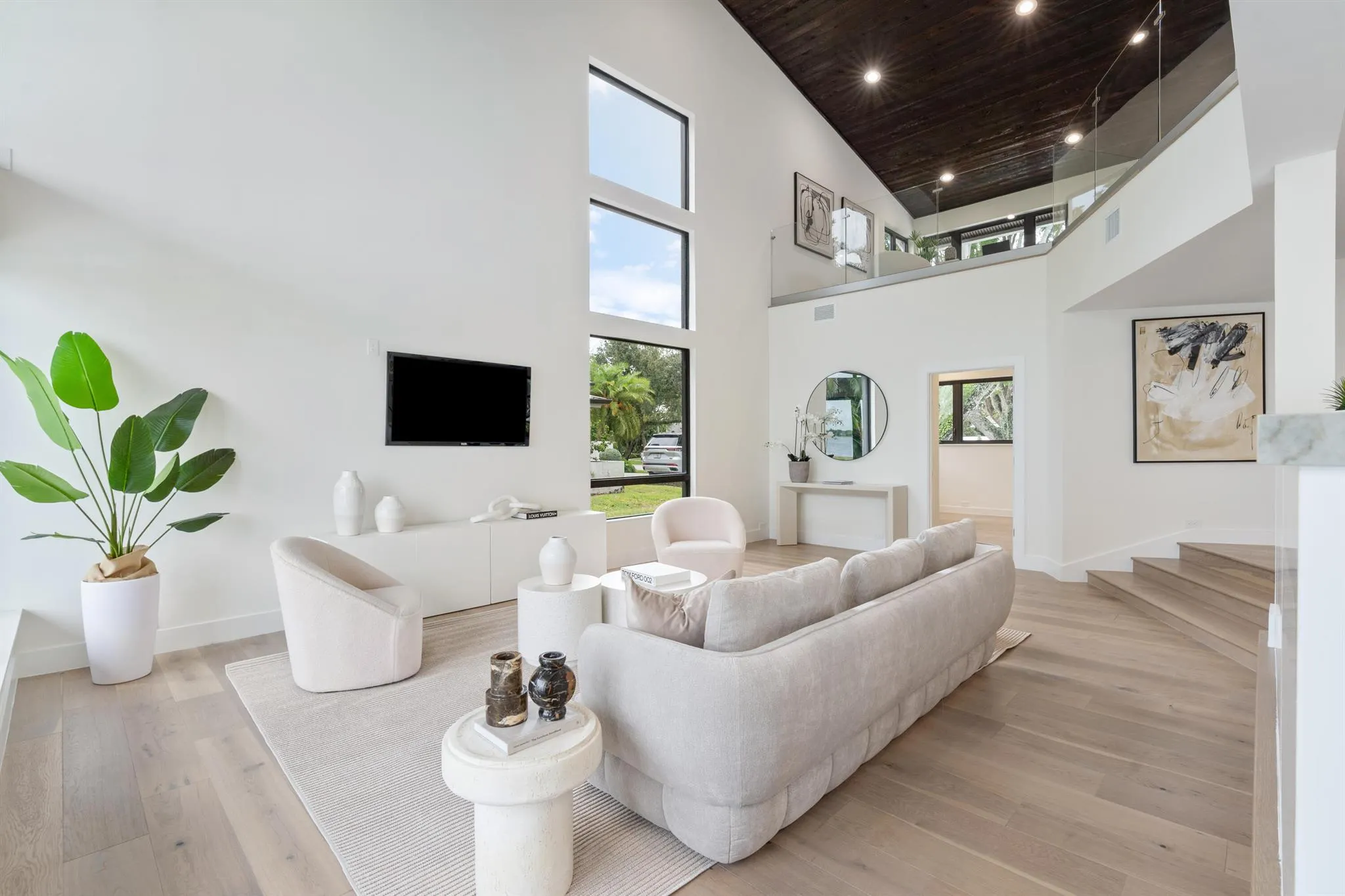 2504 Embassy Drive