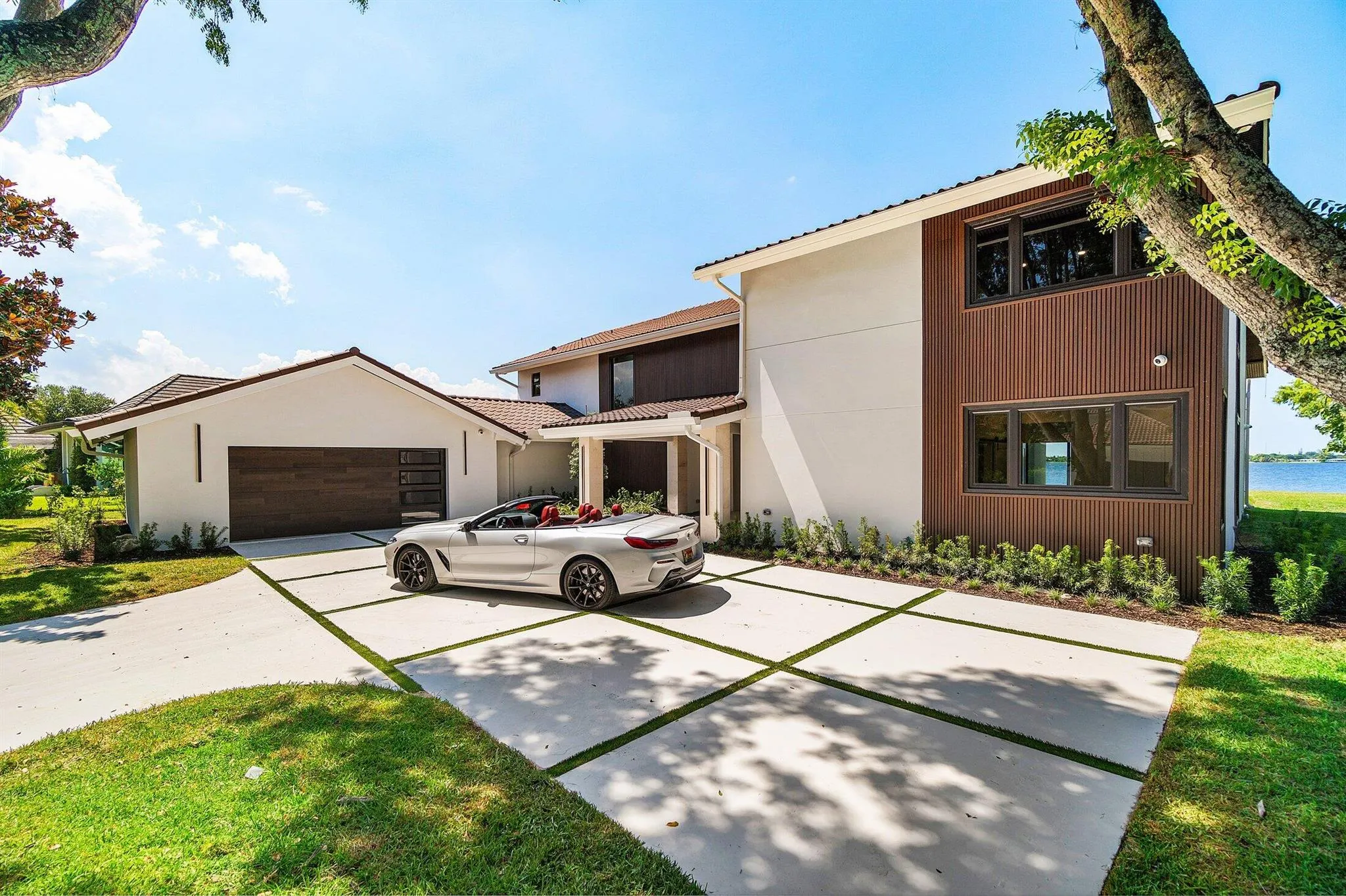2504 Embassy Drive