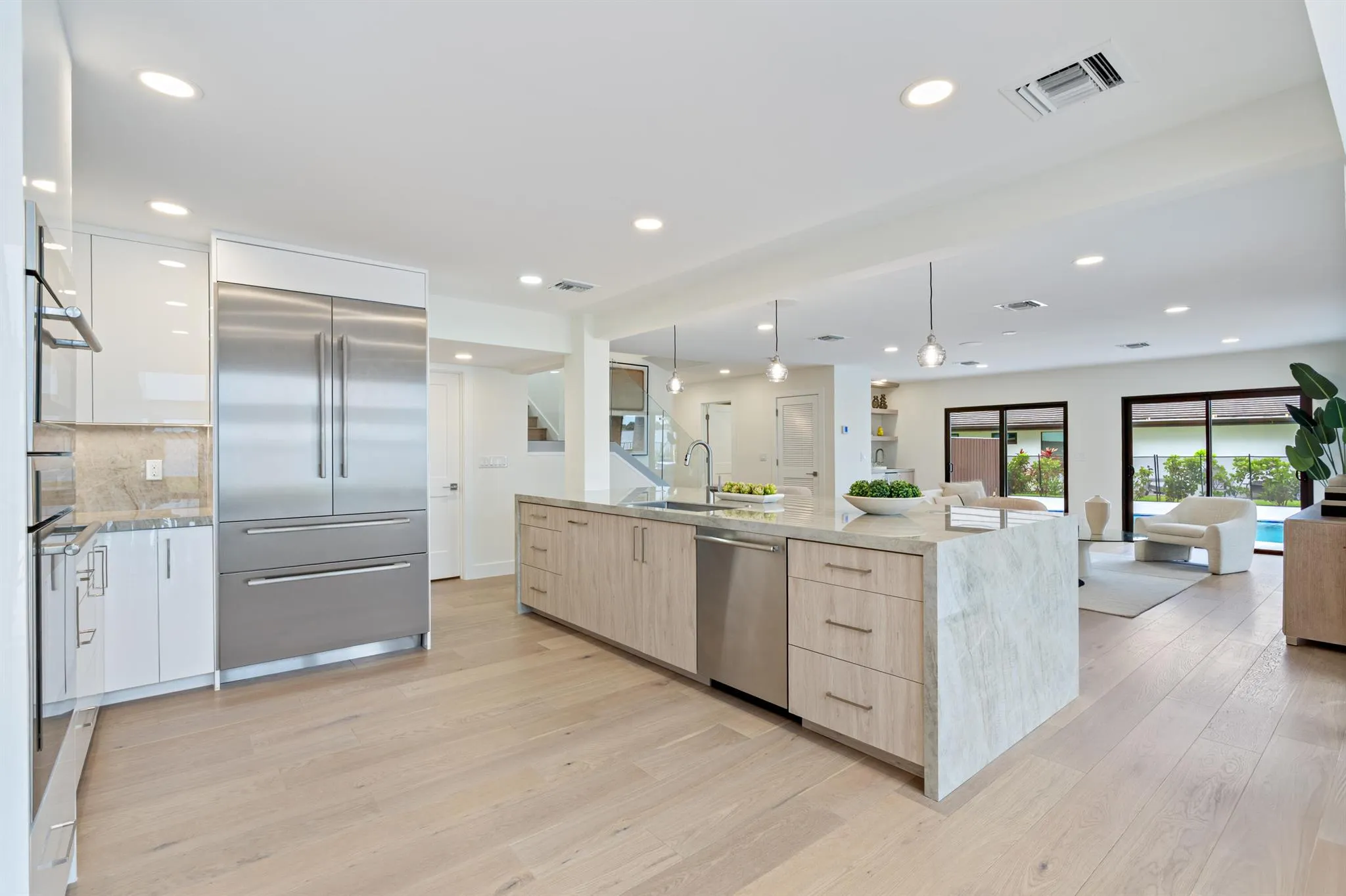2504 Embassy Drive