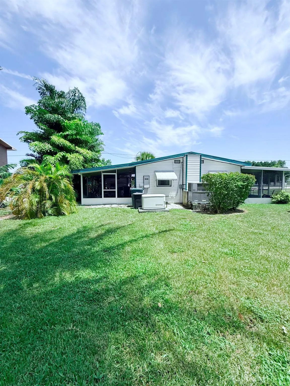 1736 Hunter Road
