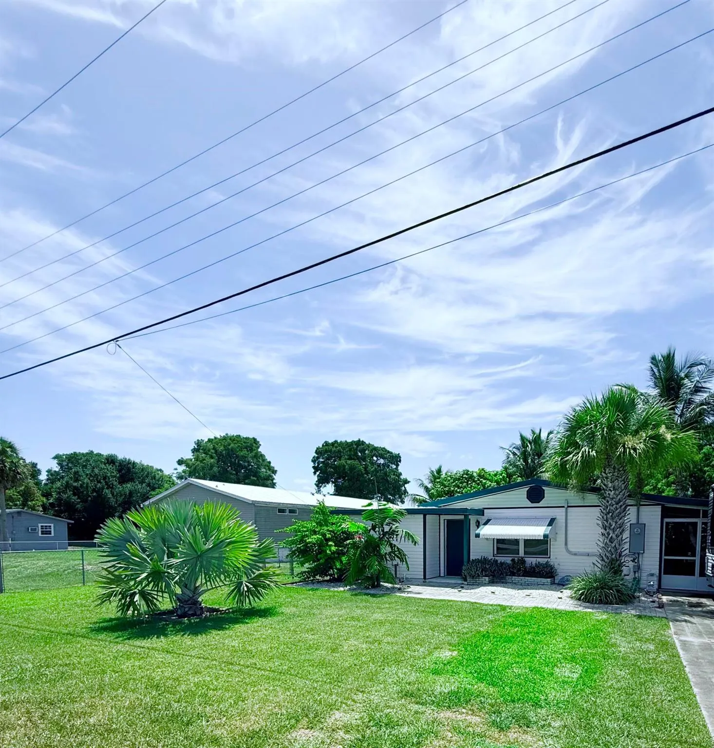 1736 Hunter Road