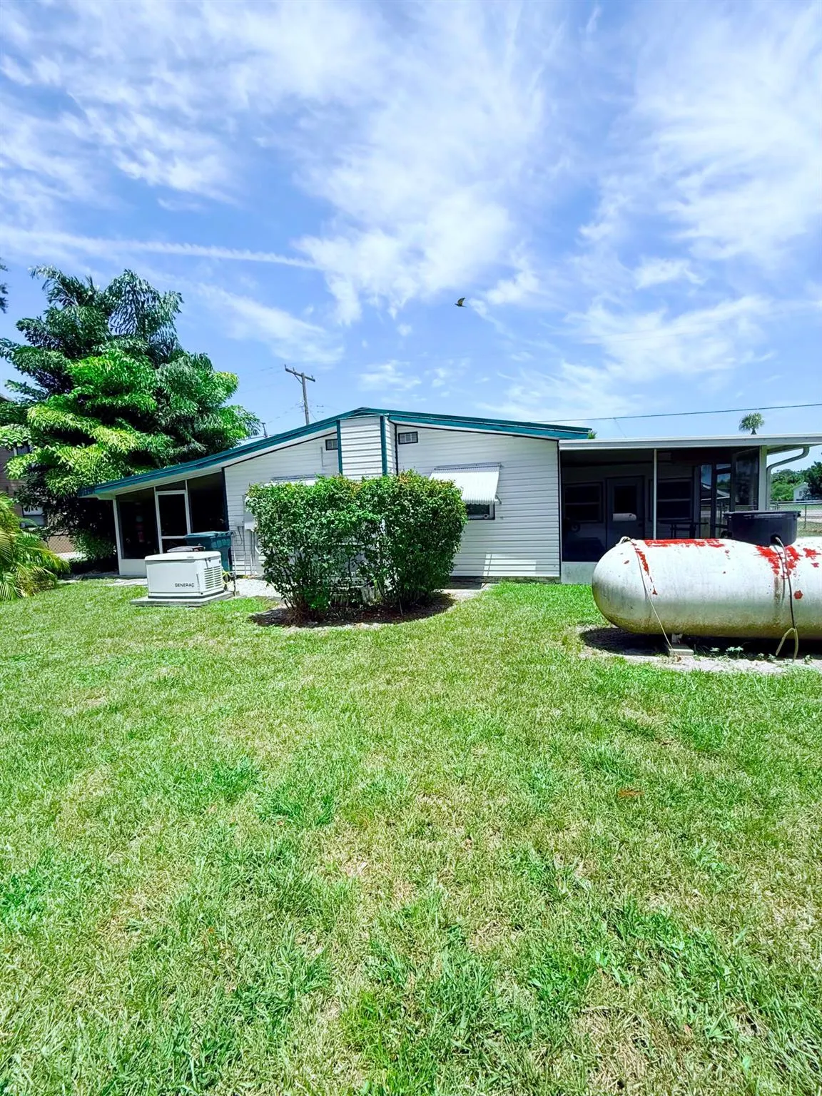 1736 Hunter Road