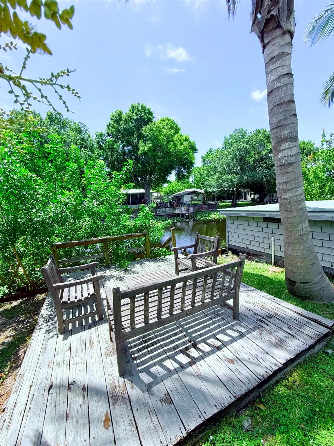 1736 Hunter Road