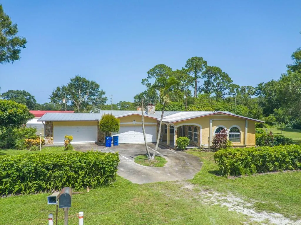 1296 SW 19th Ave SW