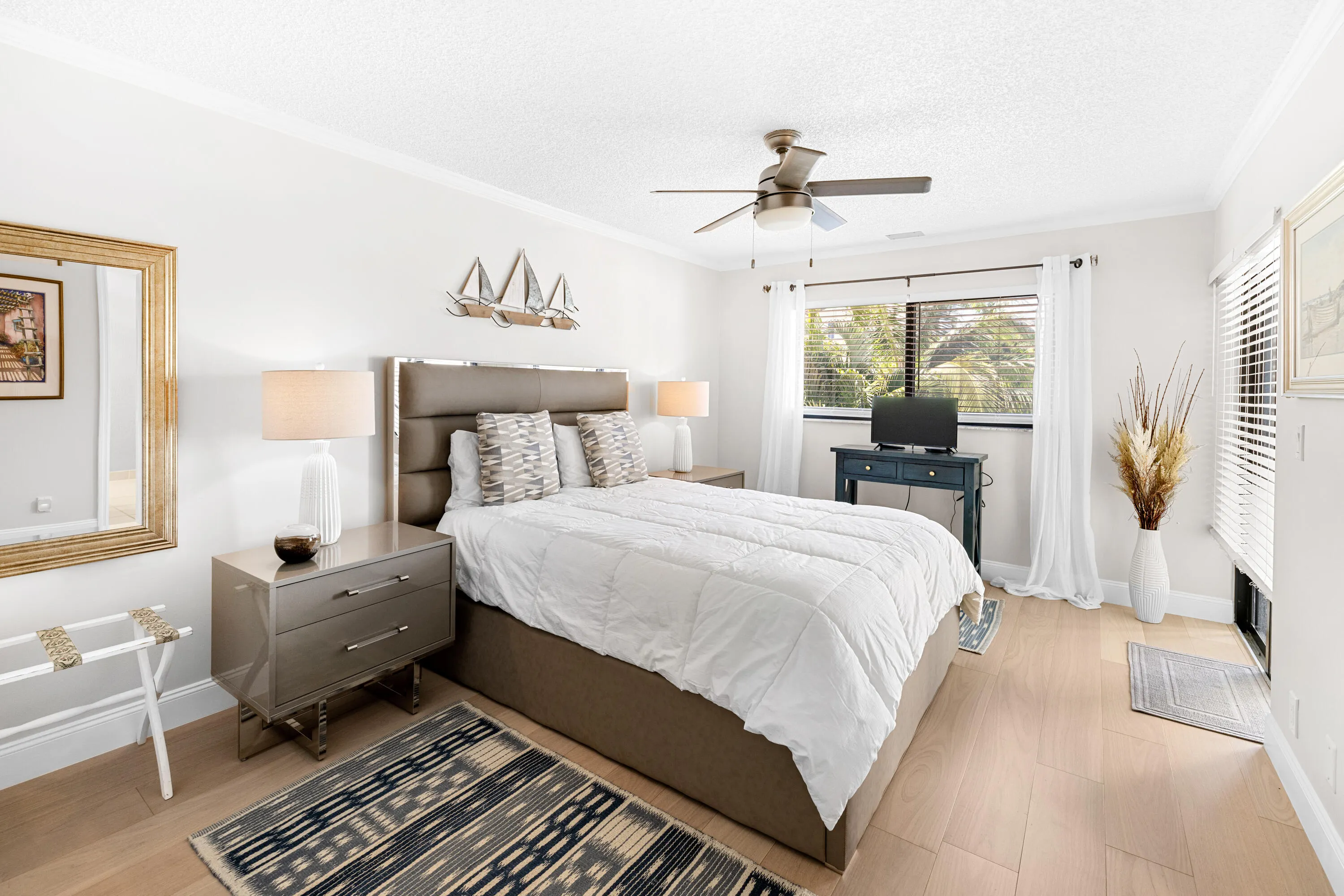 1015 Bel Air Drive, #2
