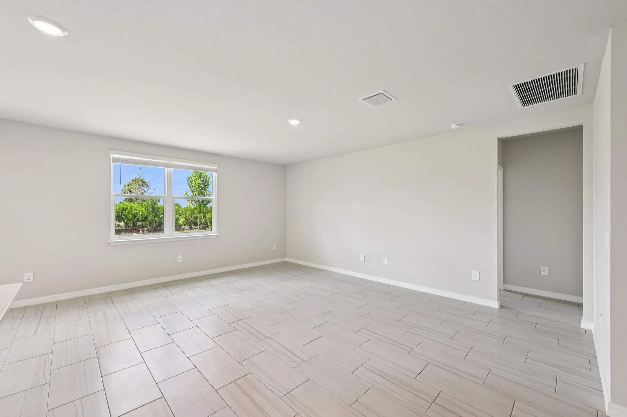 5441 Hampton Park Circle
