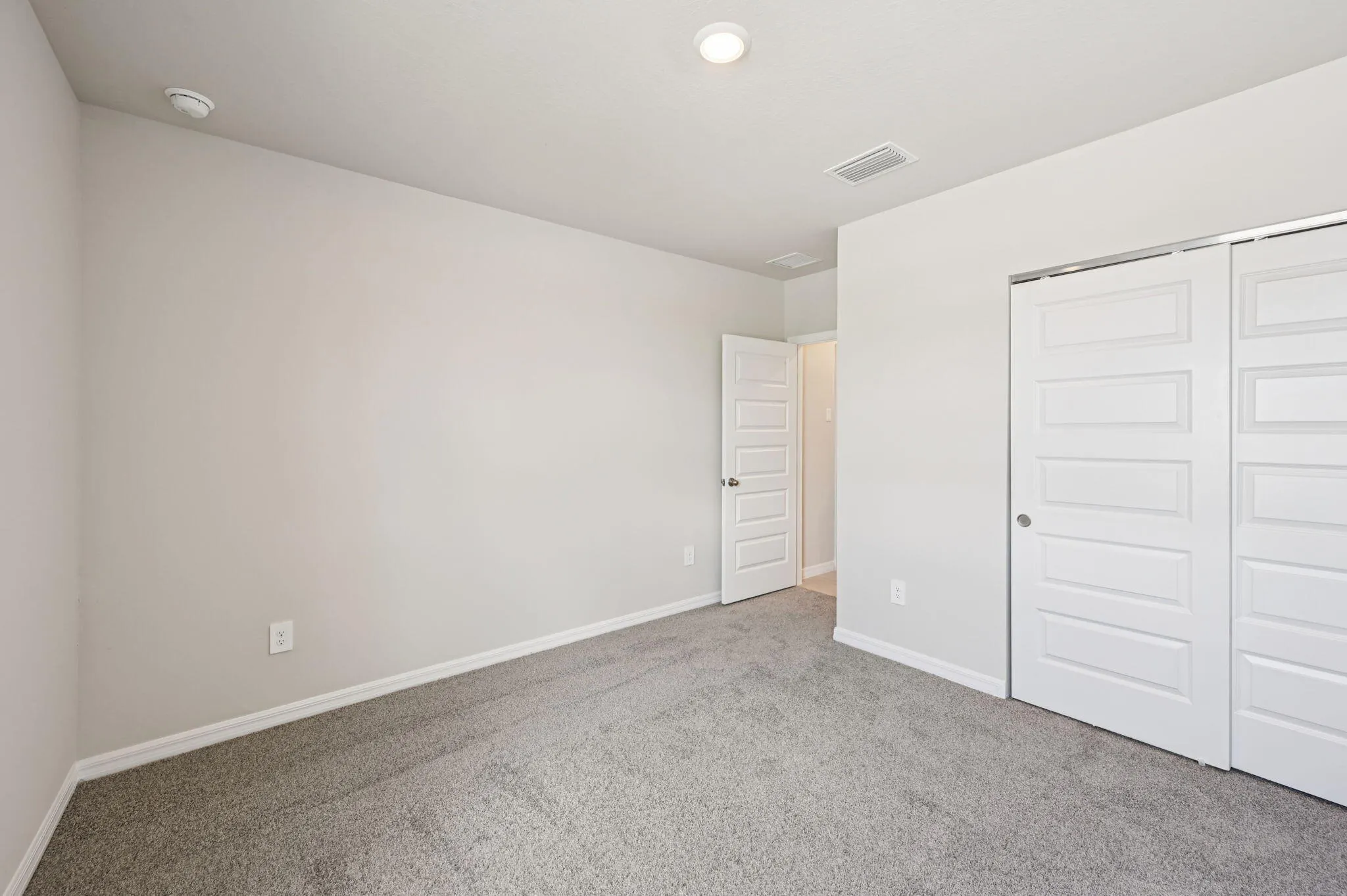 5441 Hampton Park Circle
