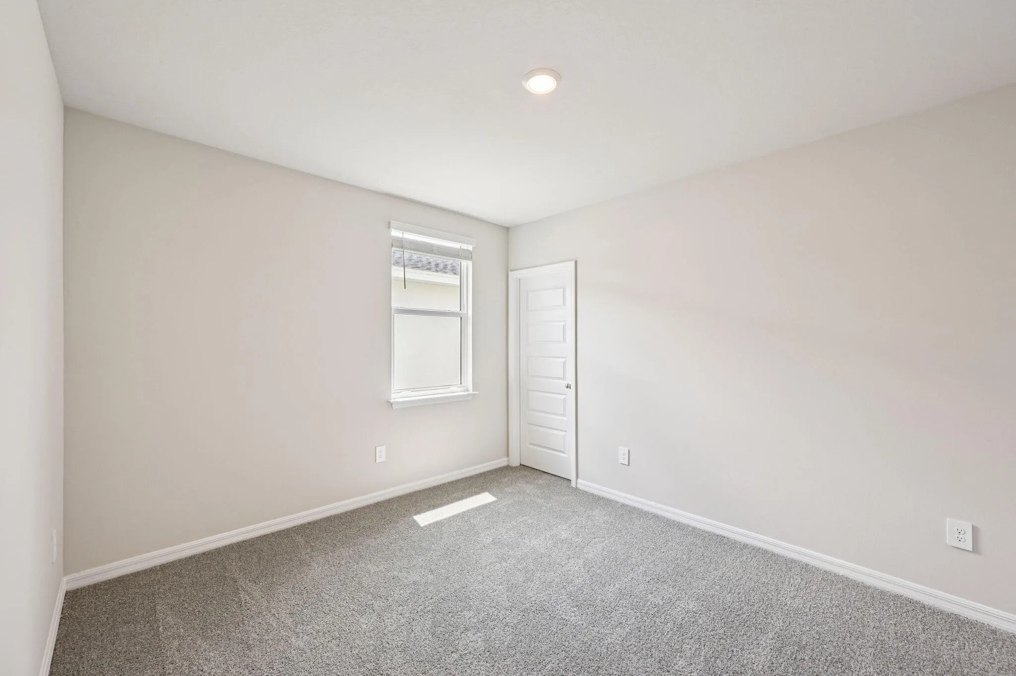 5441 Hampton Park Circle