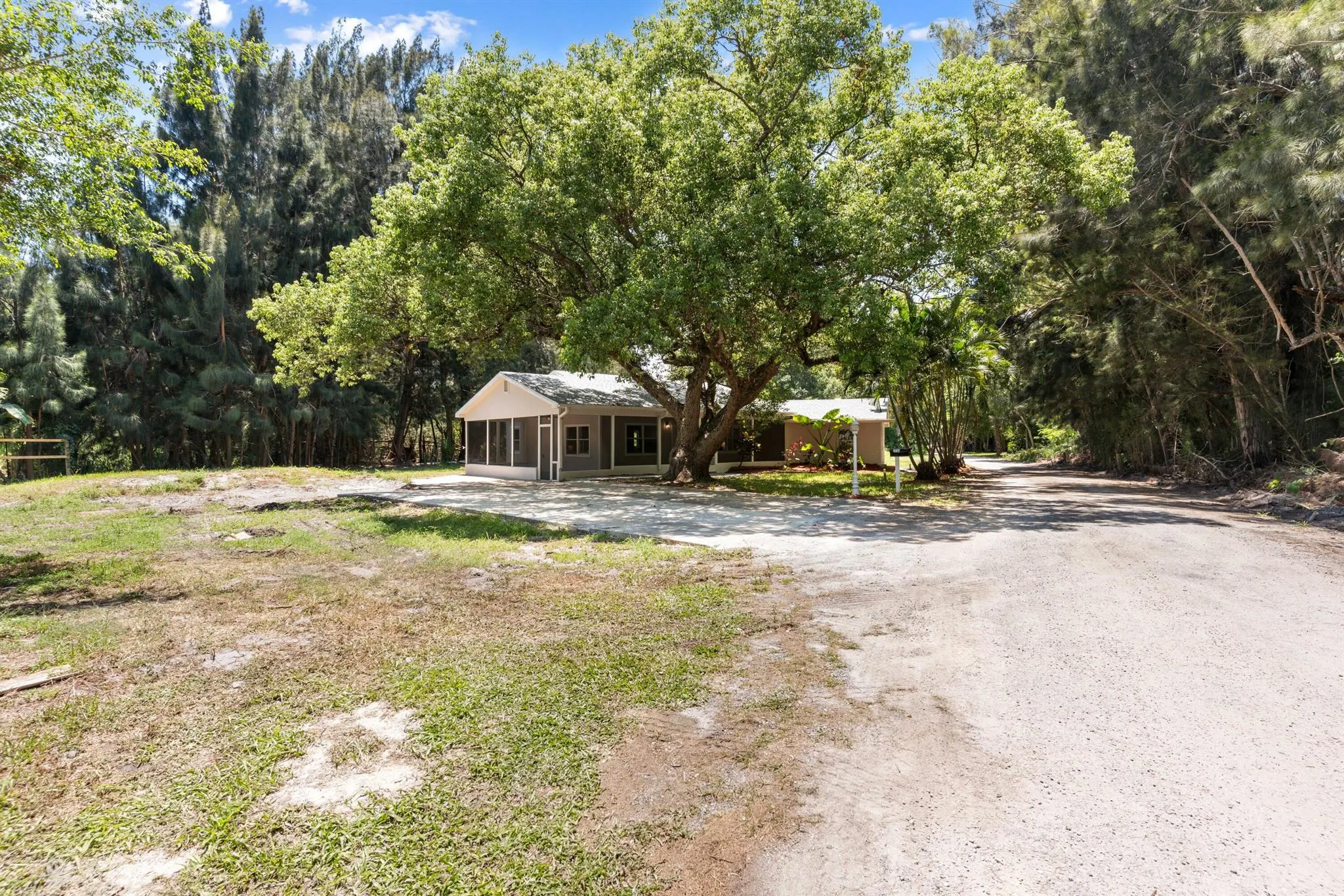 2735 6th Street