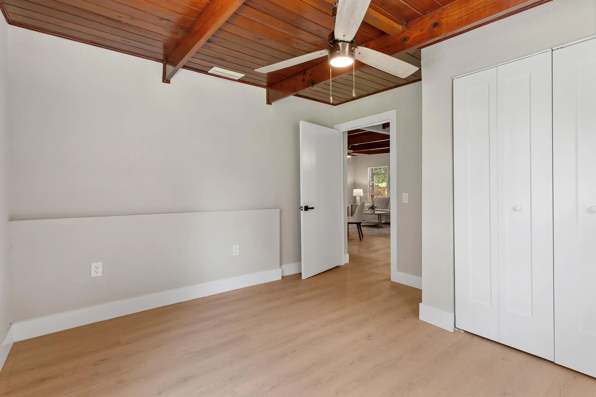 2735 6th Street