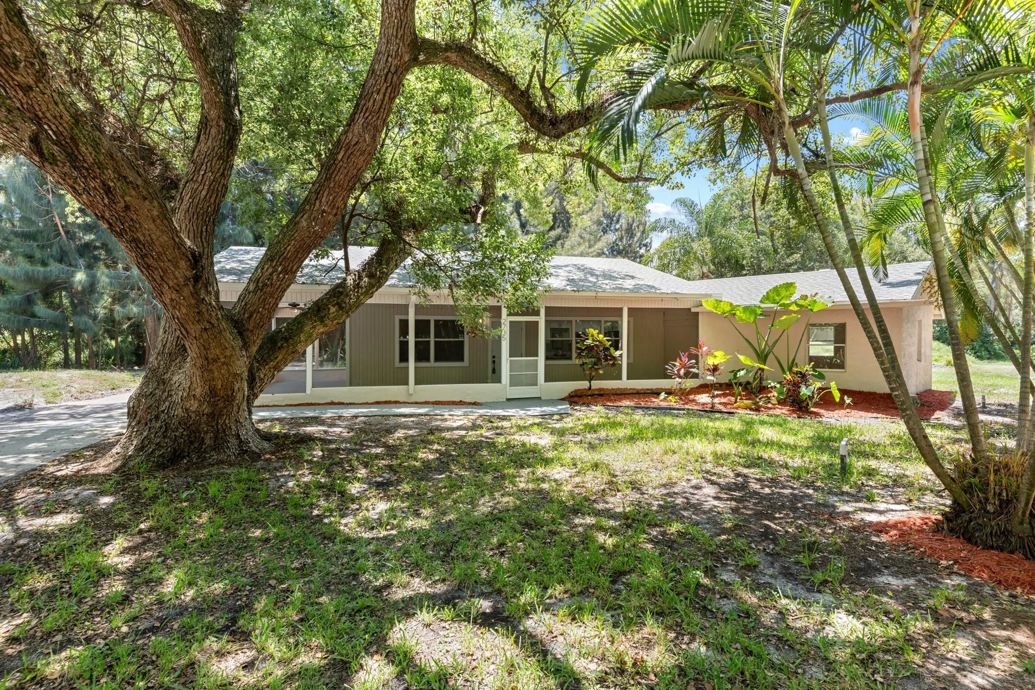 2735 6th Street