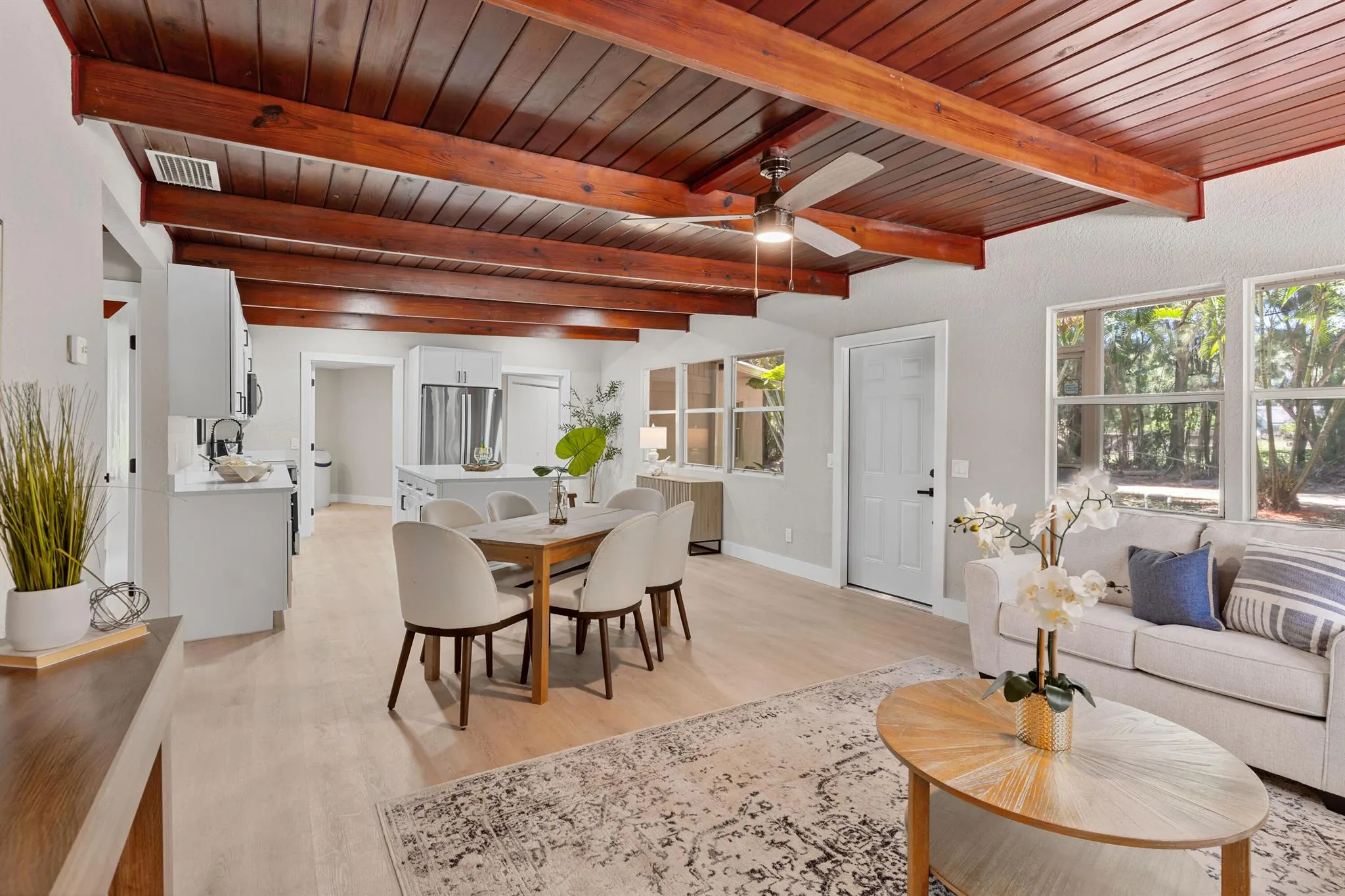 2735 6th Street
