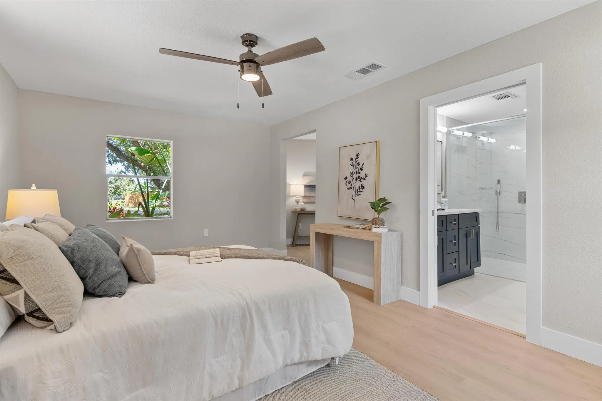 2735 6th Street