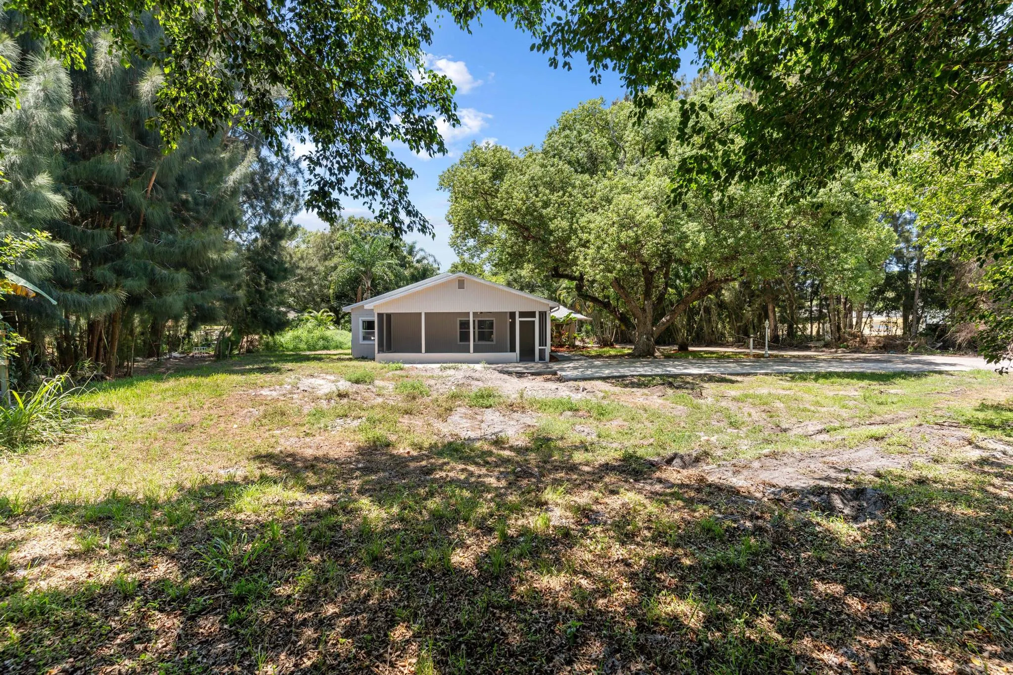 2735 6th Street