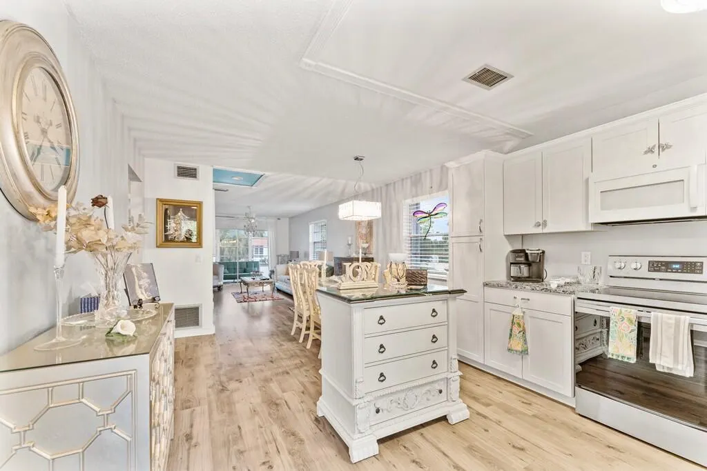 2600 SE Ocean Boulevard, #Ff14