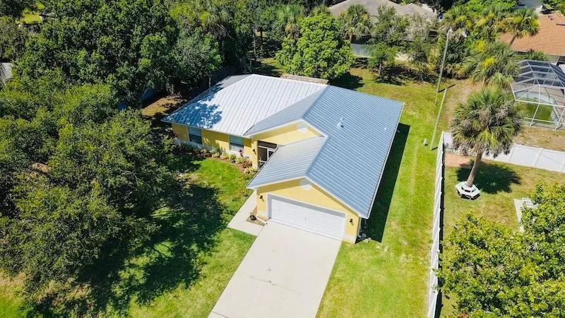 1590 Polynesian Lane