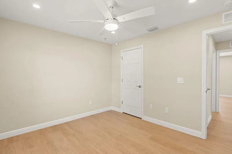 1590 Polynesian Lane