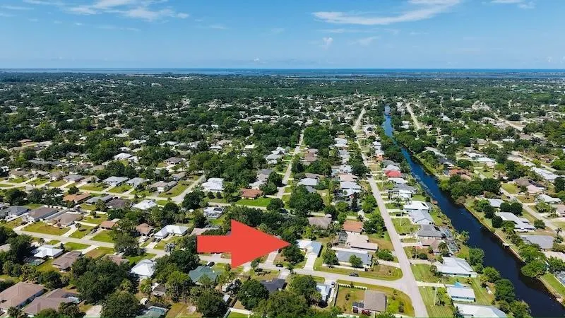 1590 Polynesian Lane