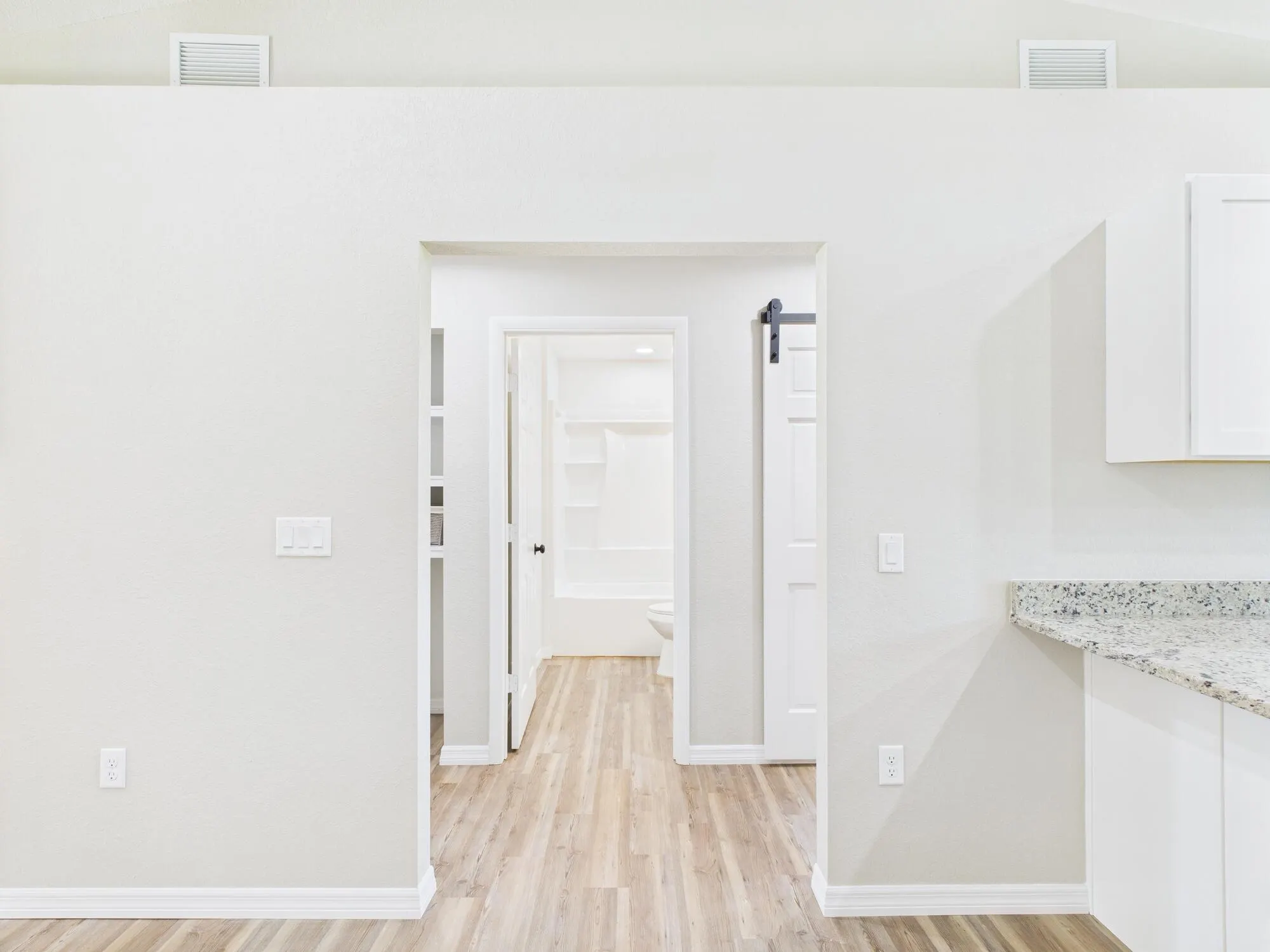 910 NW 5th Street