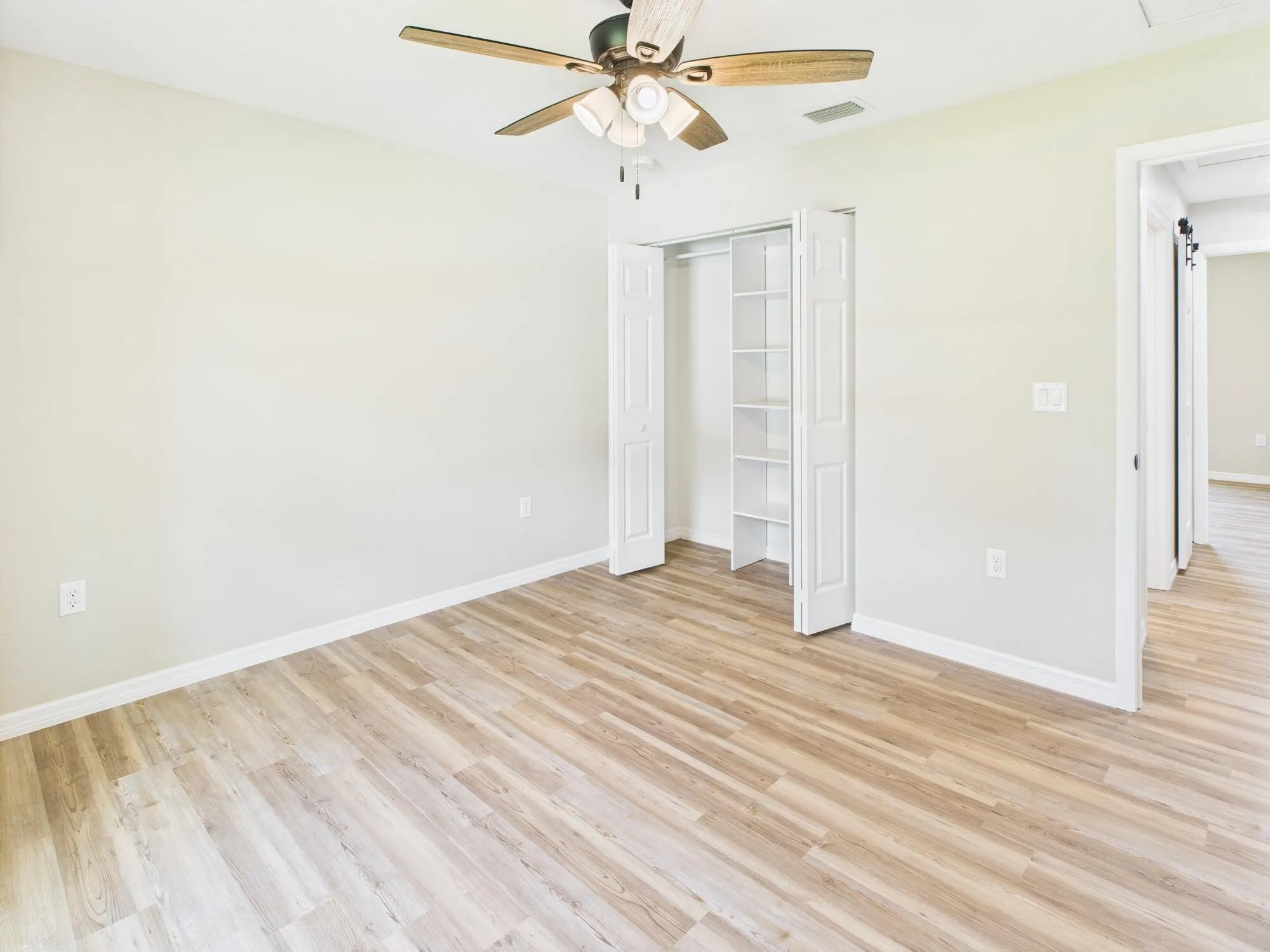 910 NW 5th Street