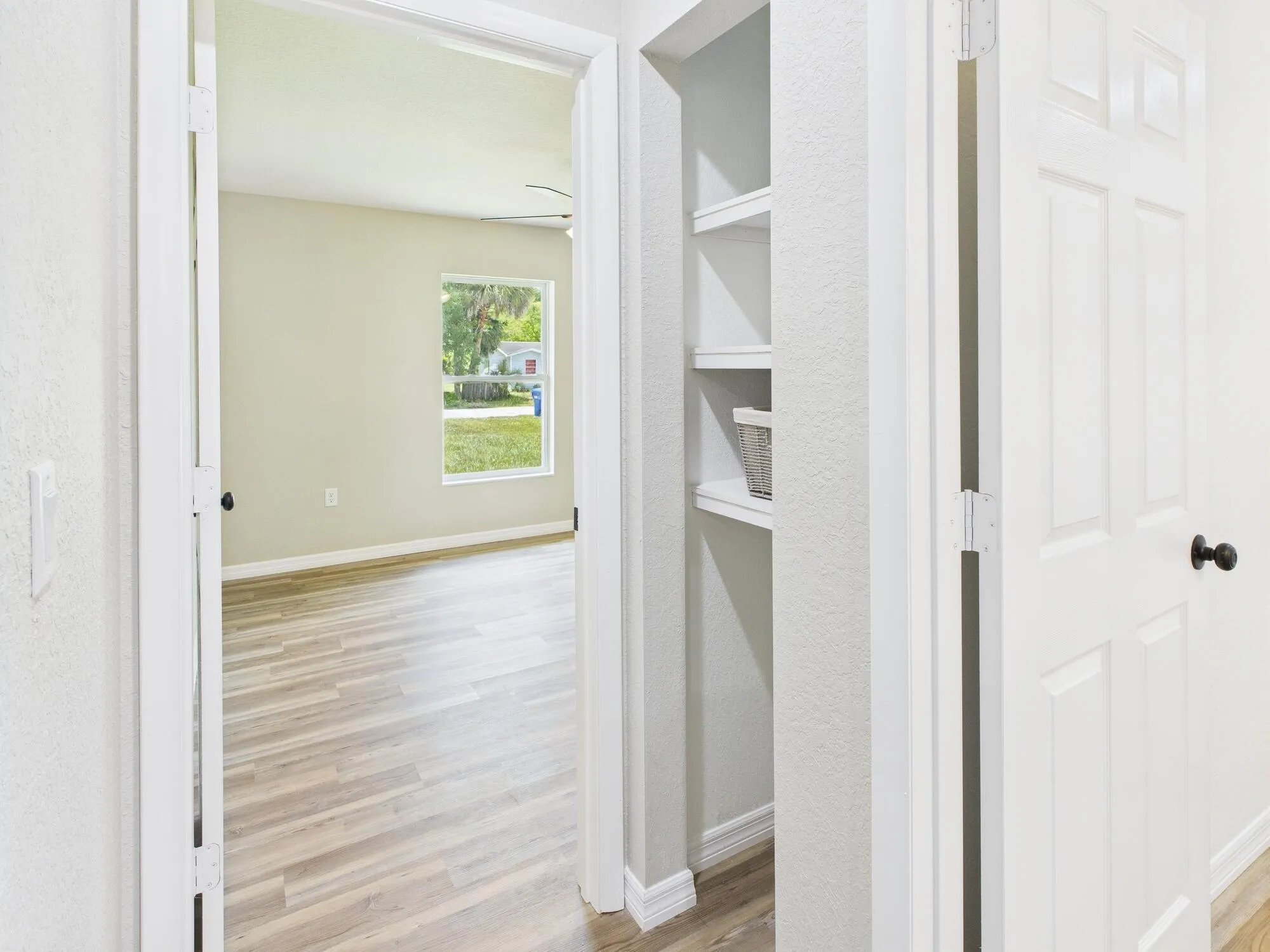 910 NW 5th Street