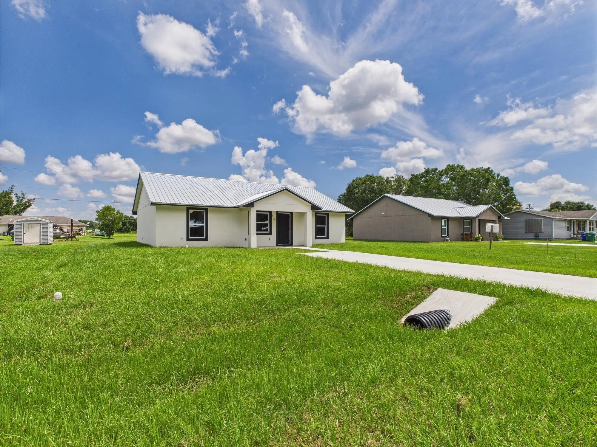 910 NW 5th Street