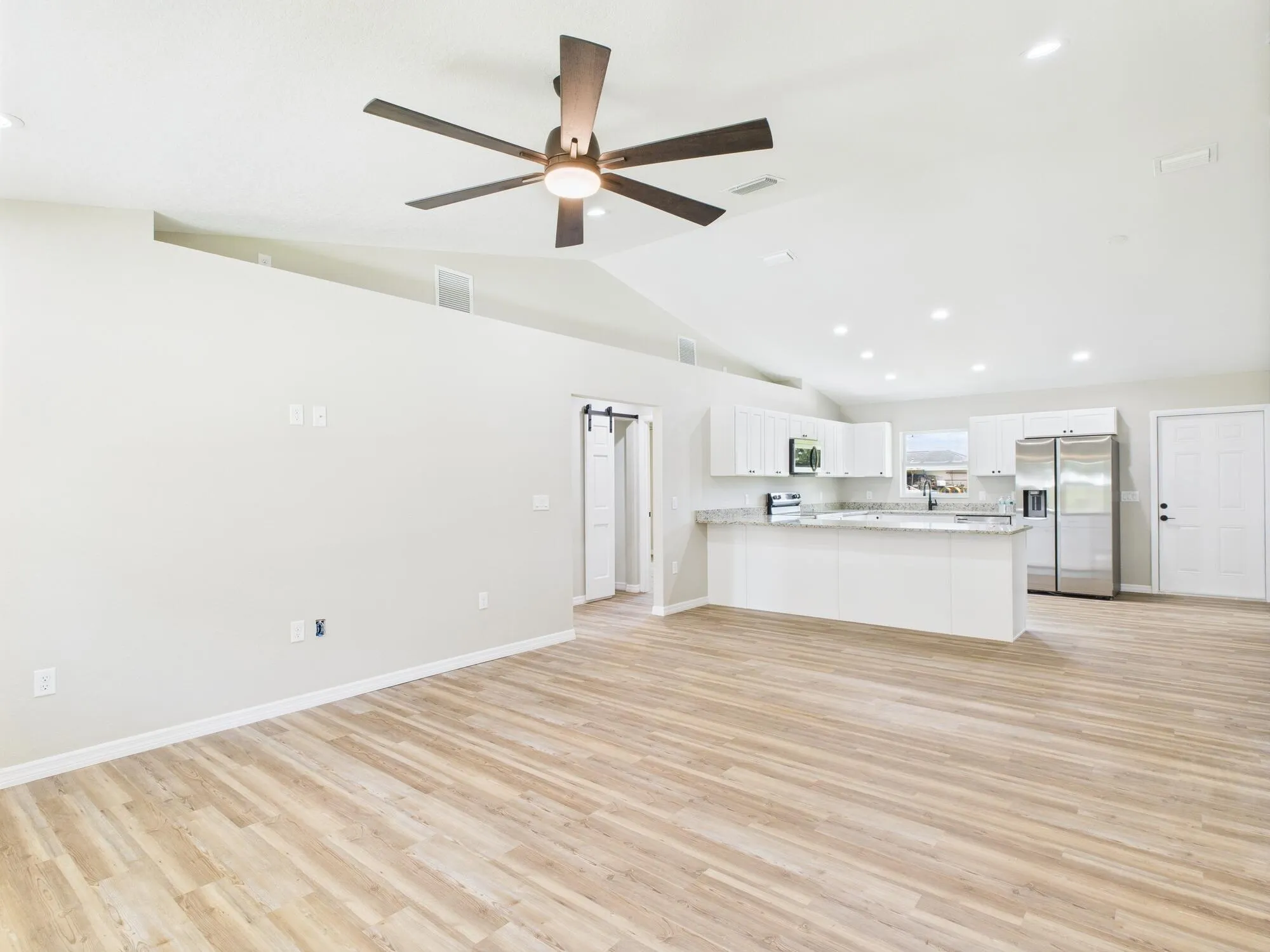 910 NW 5th Street