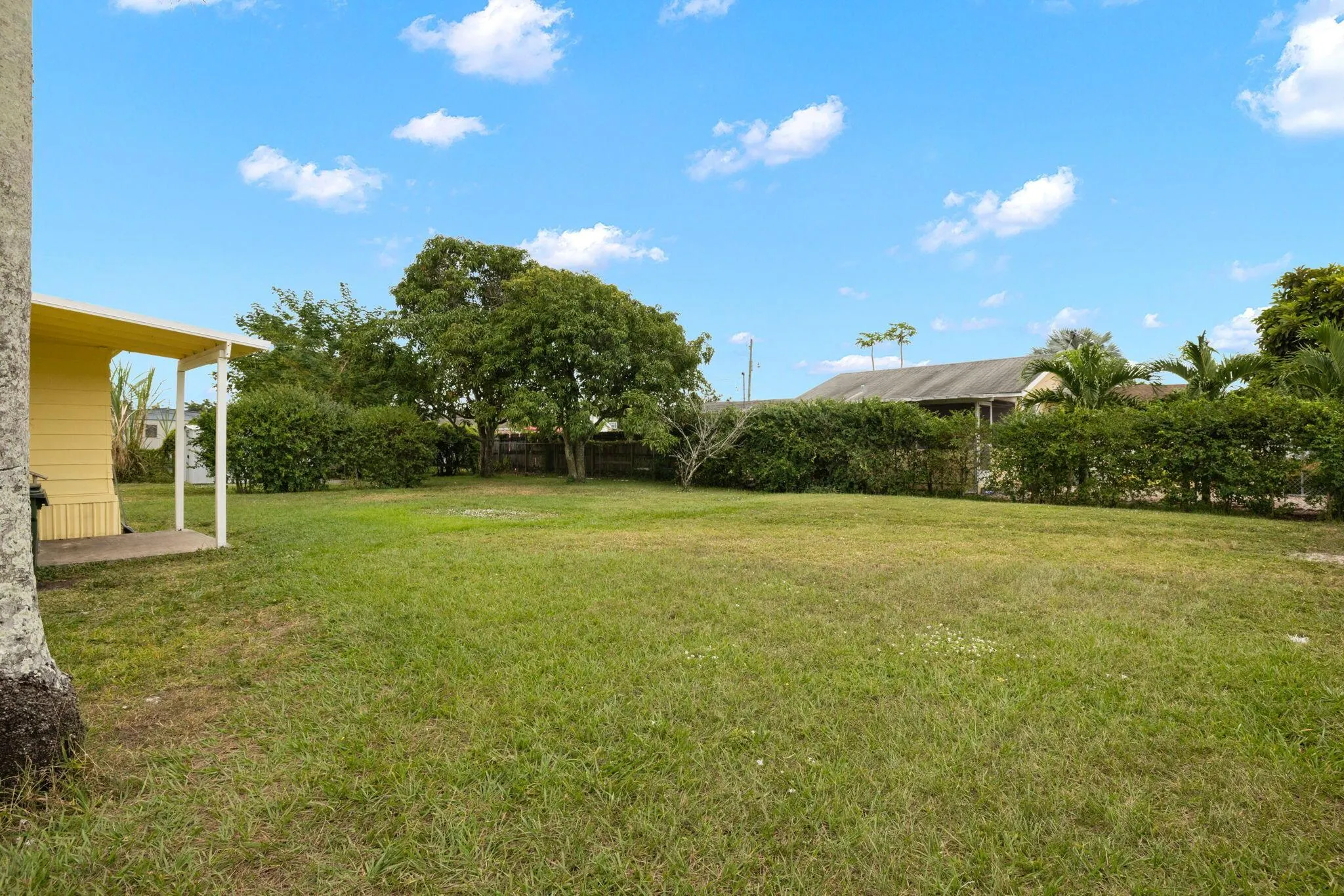337 E Obispo Avenue