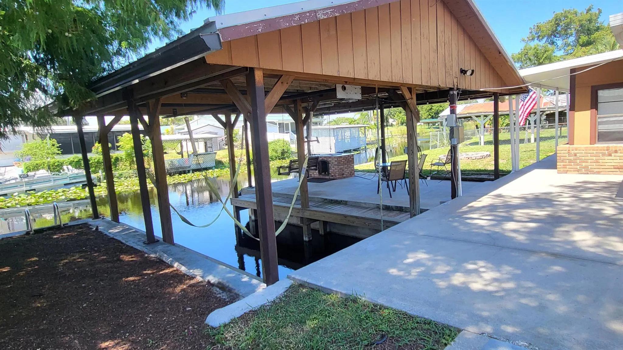 2096 Hunter Road
