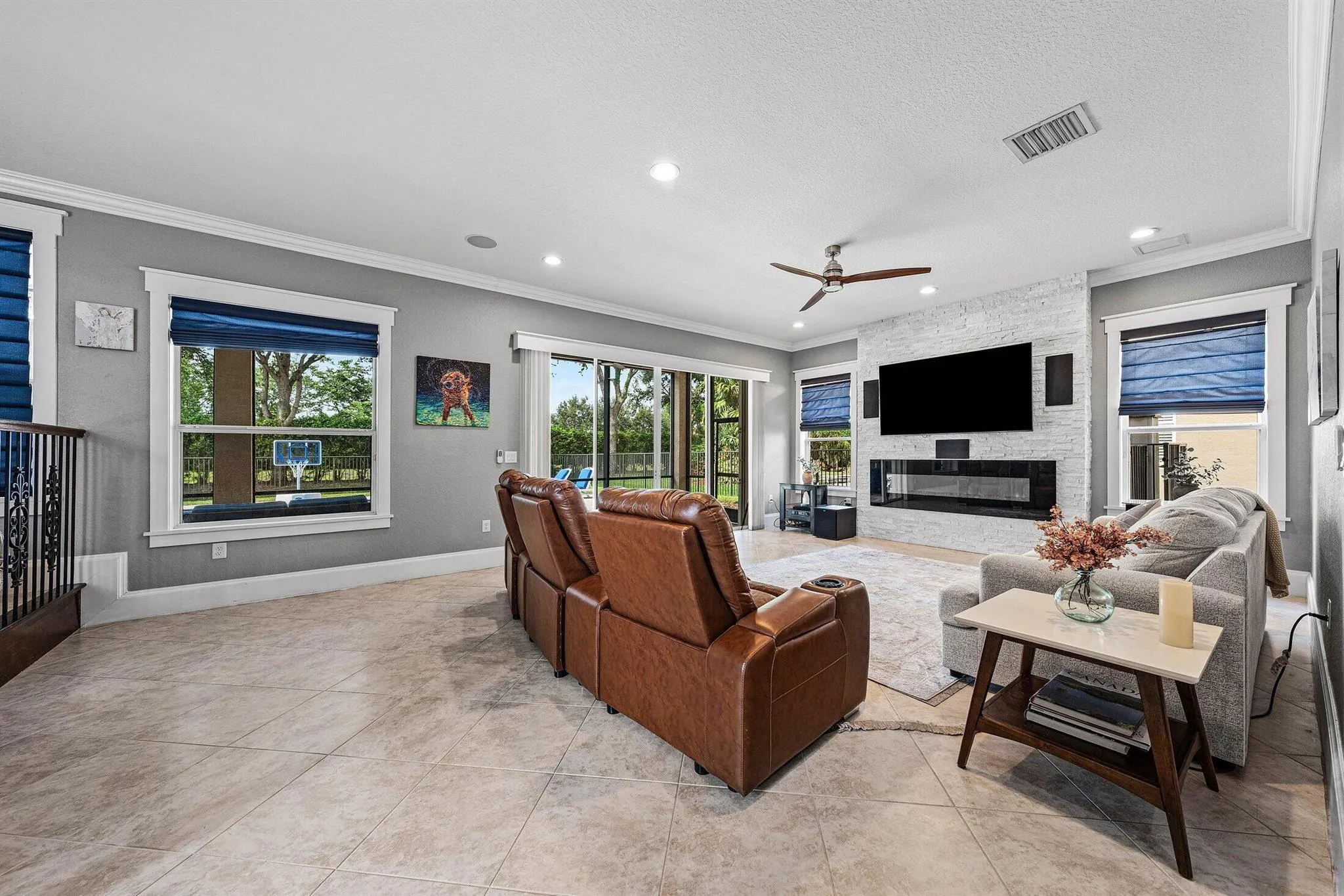 11880 Foxbriar Lake Trail