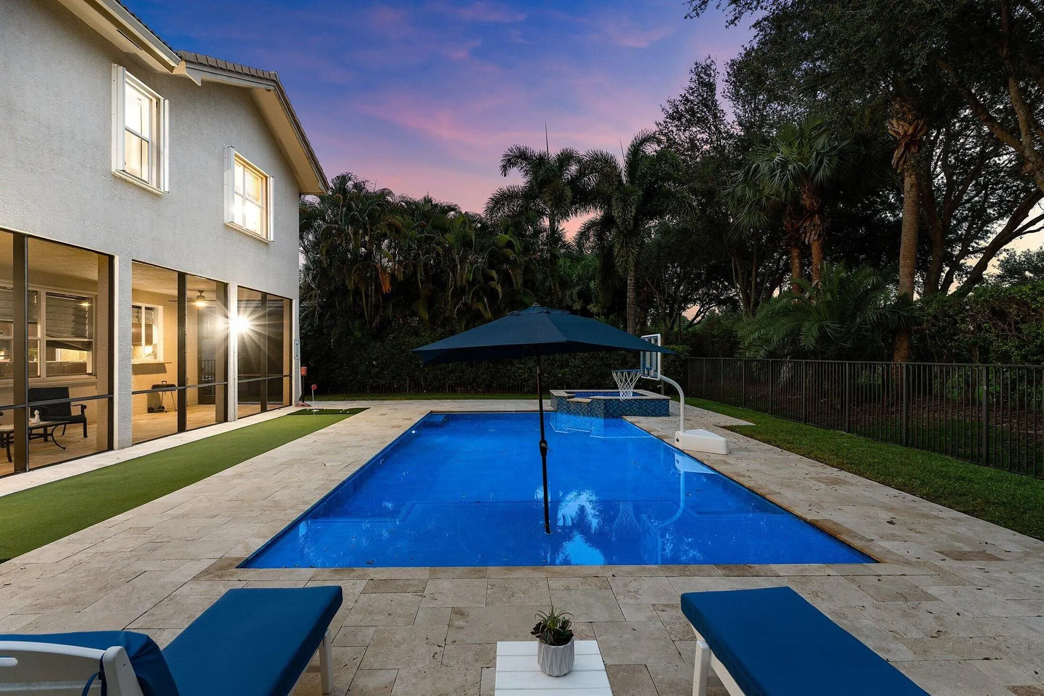11880 Foxbriar Lake Trail