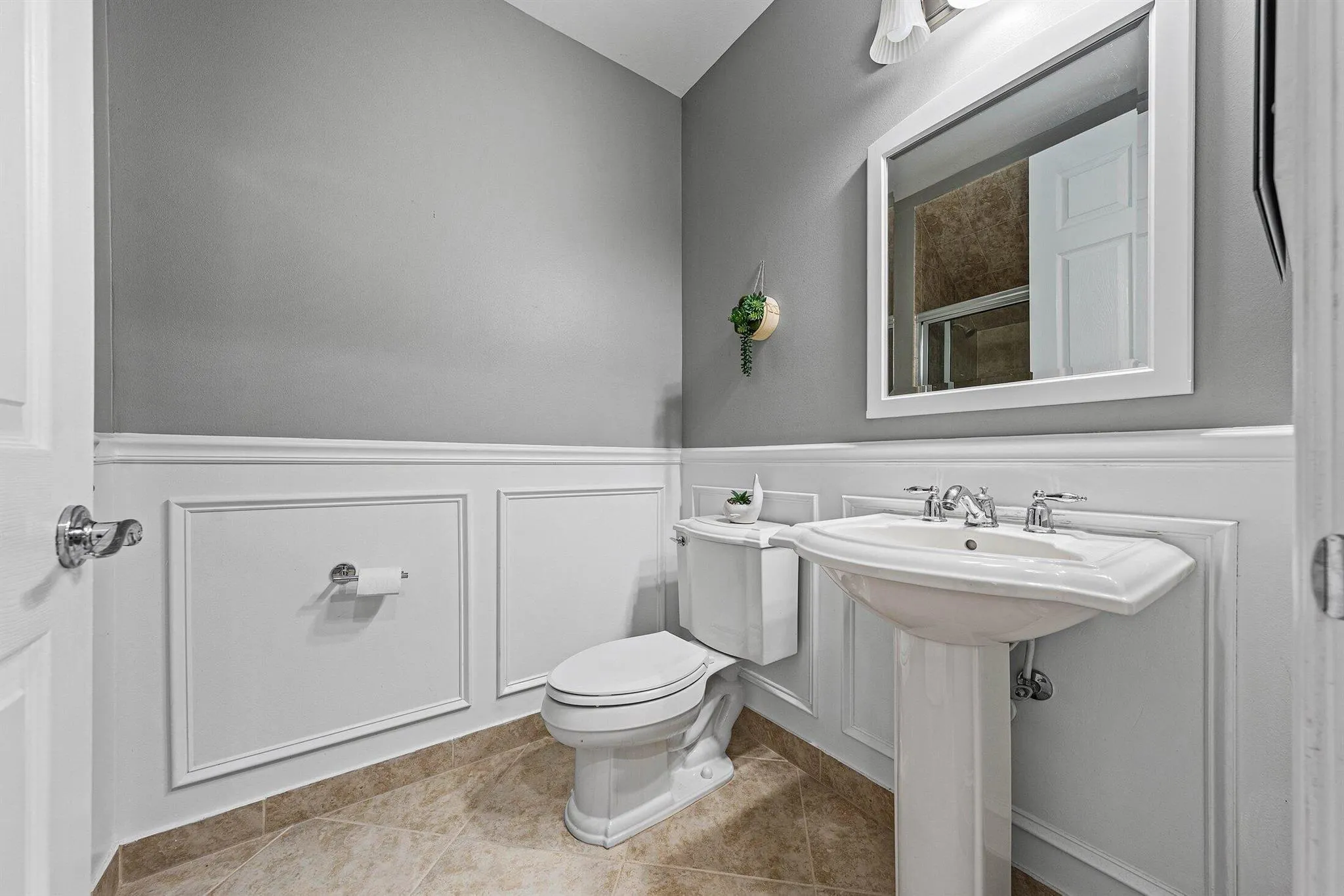 11880 Foxbriar Lake Trail