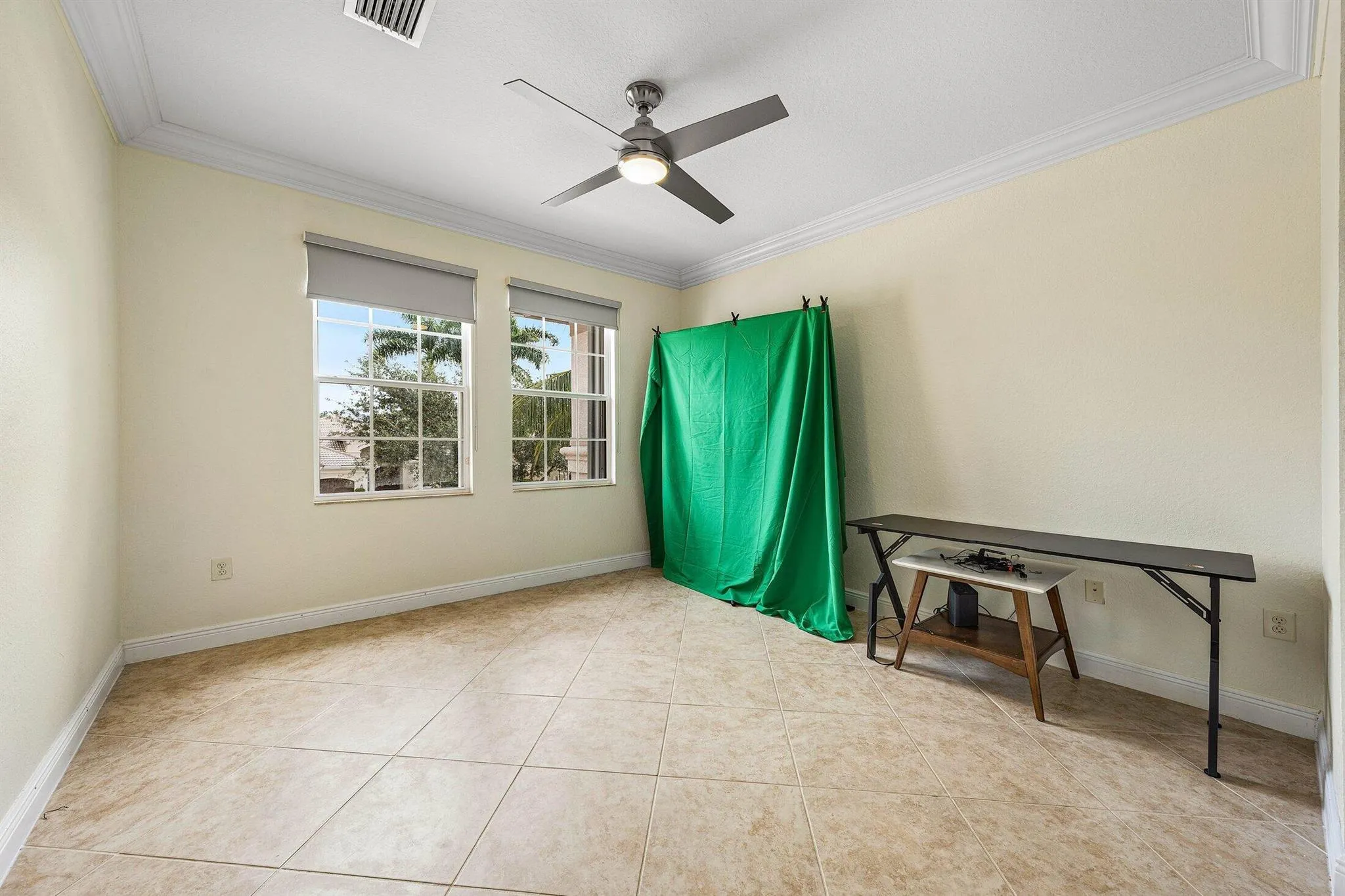 11880 Foxbriar Lake Trail