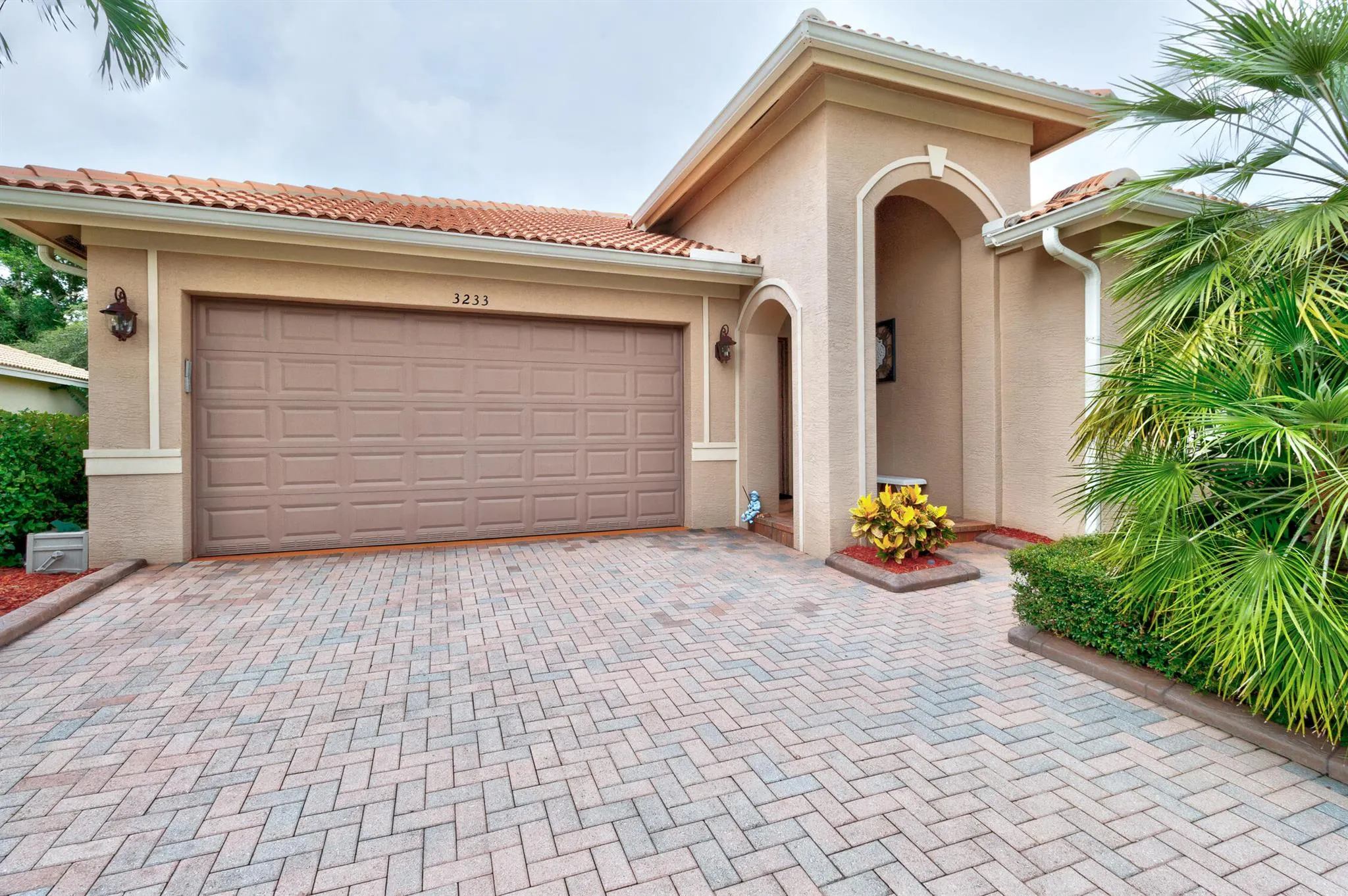 3233 Sussex Way