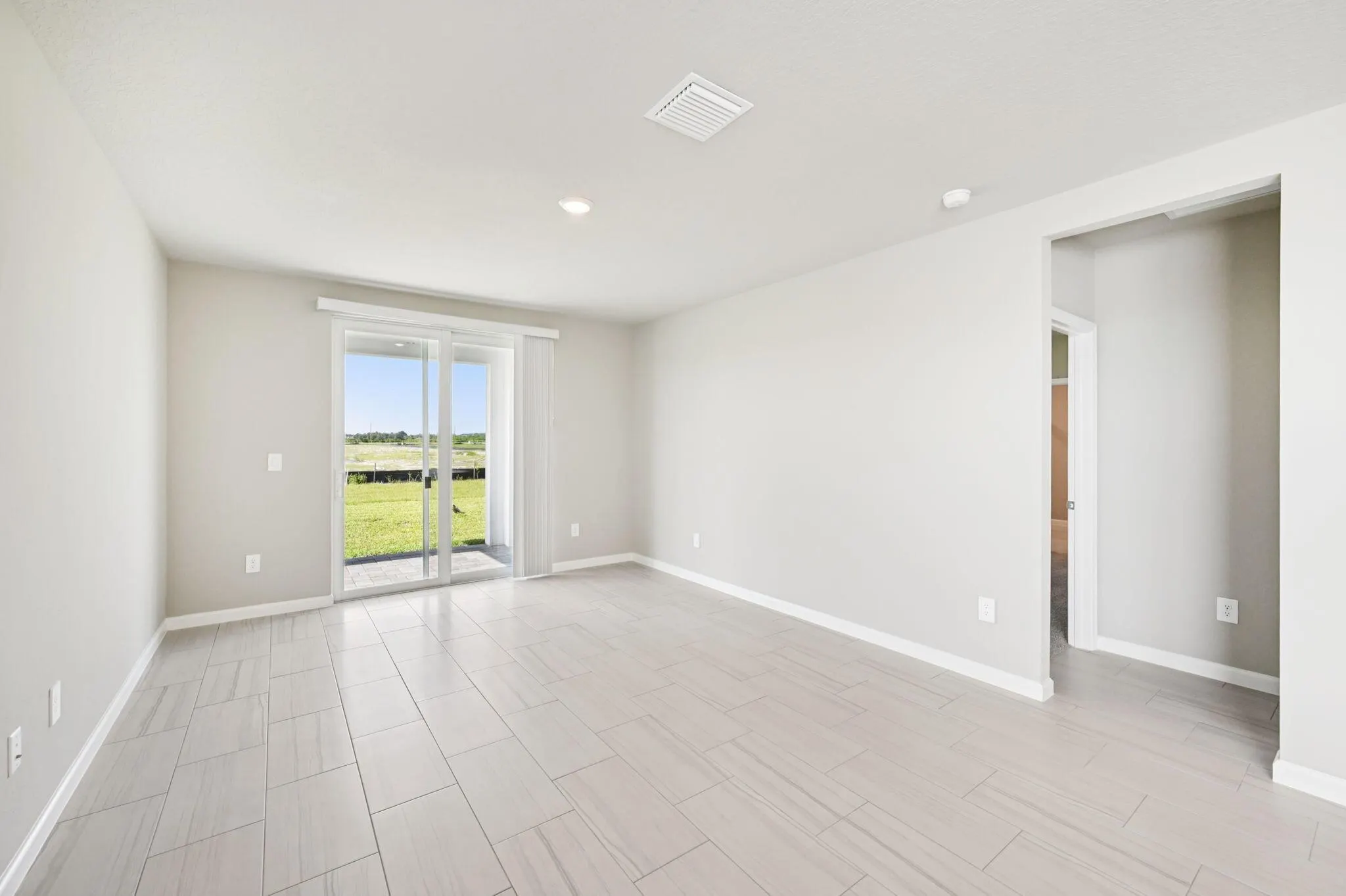 5442 Hampton Park Circle