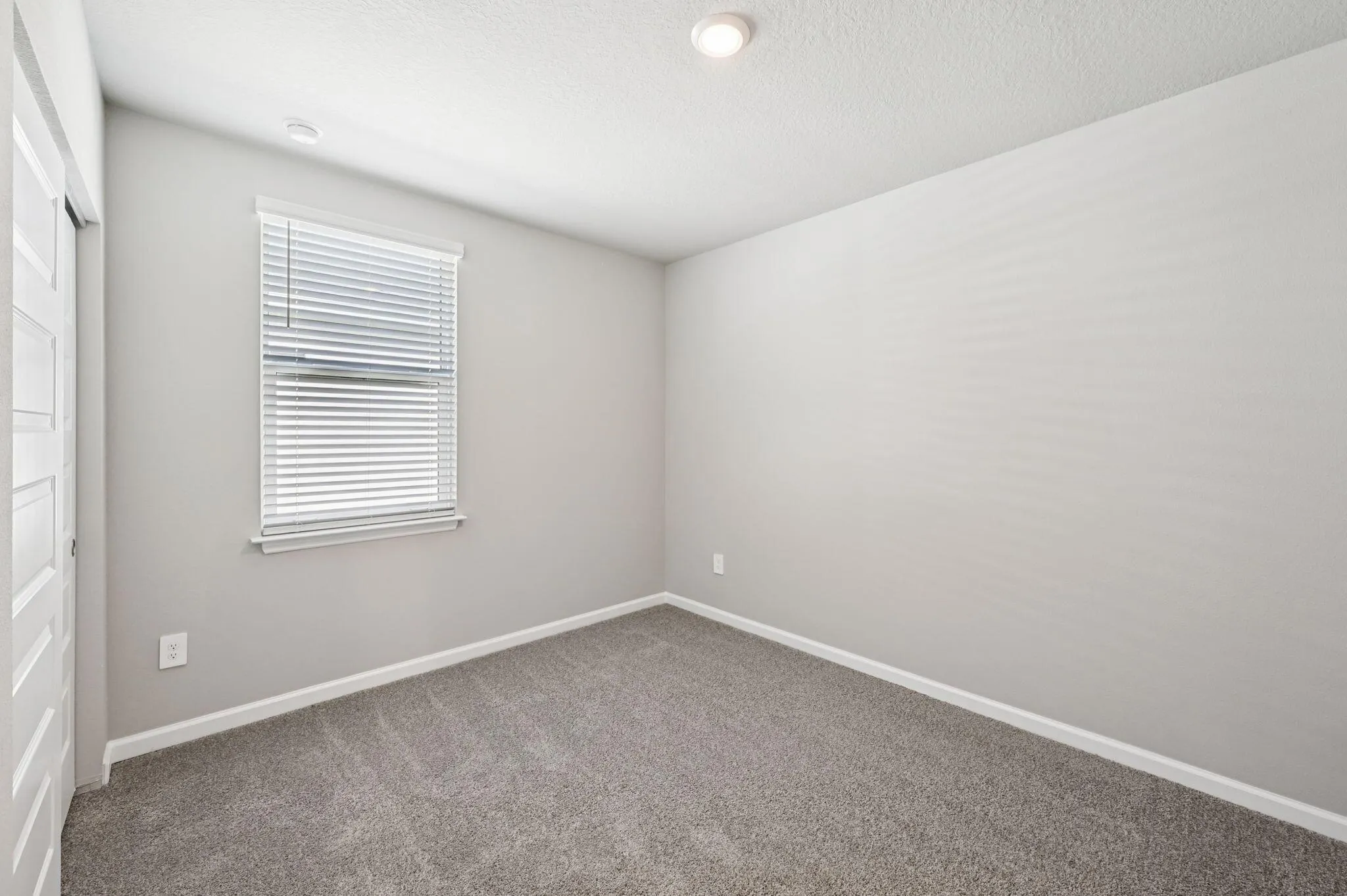 5442 Hampton Park Circle