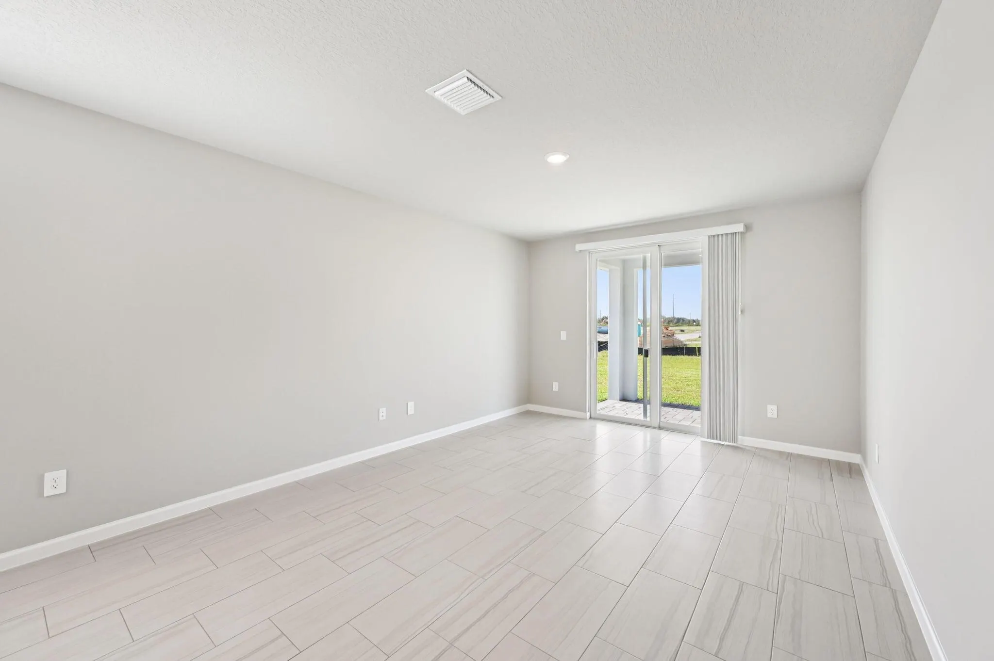 5442 Hampton Park Circle