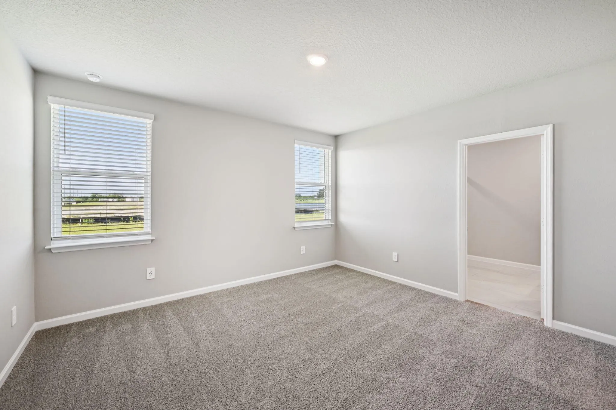 5442 Hampton Park Circle