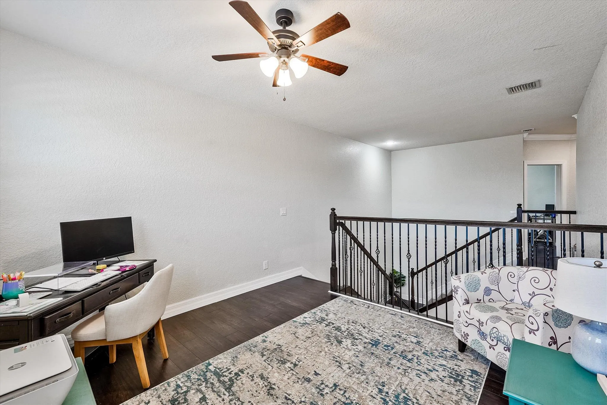 4381 SW Gossamer Circle