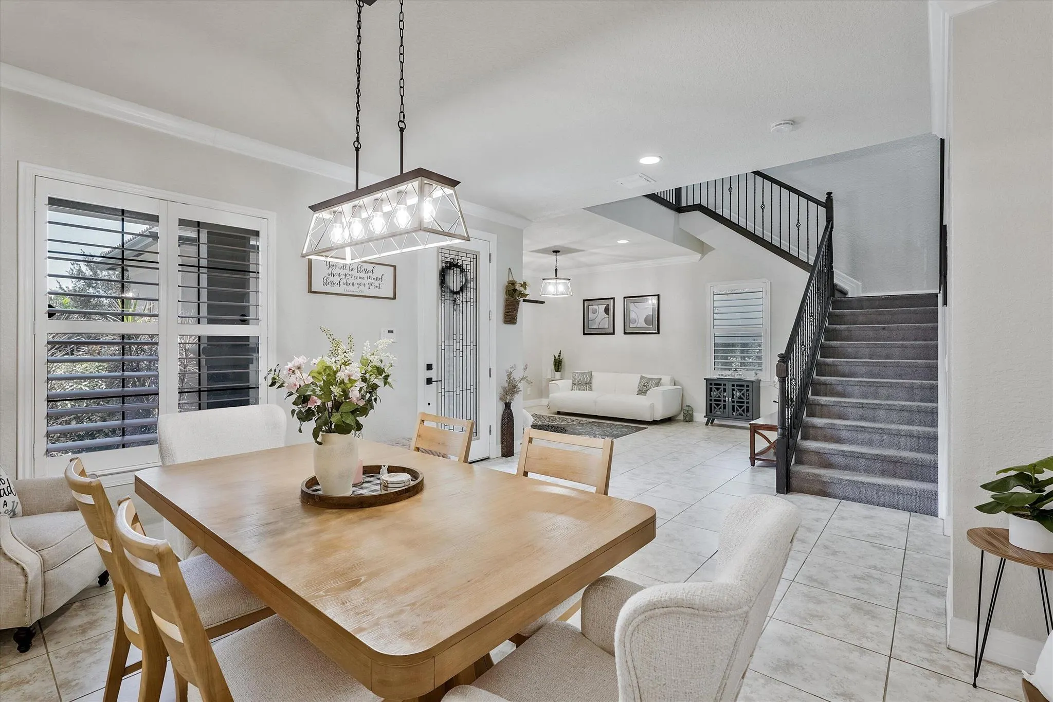 4381 SW Gossamer Circle