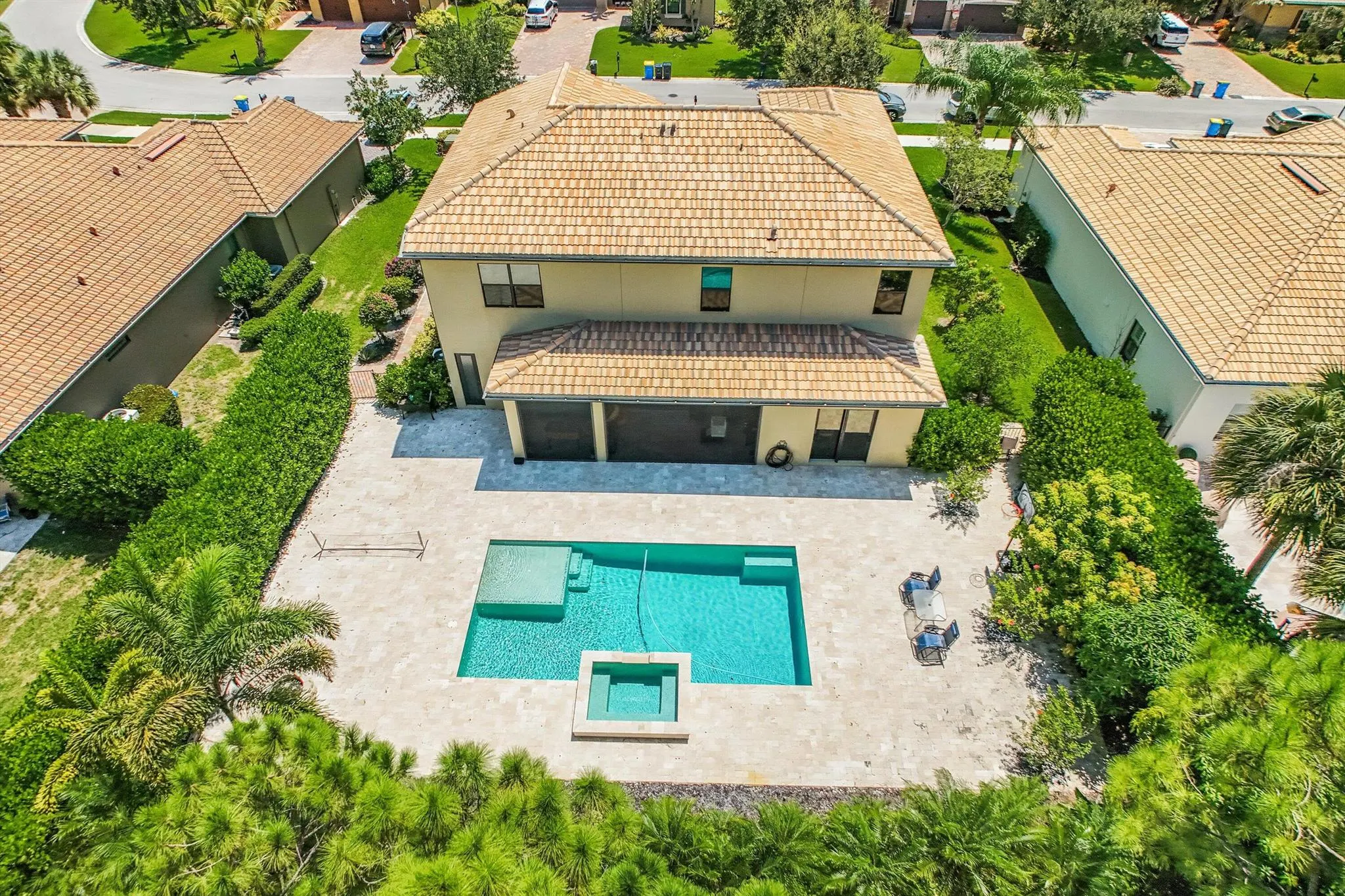 4381 SW Gossamer Circle