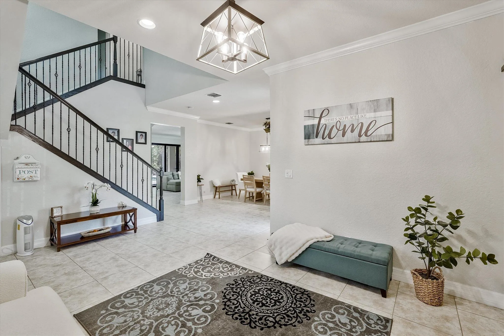 4381 SW Gossamer Circle