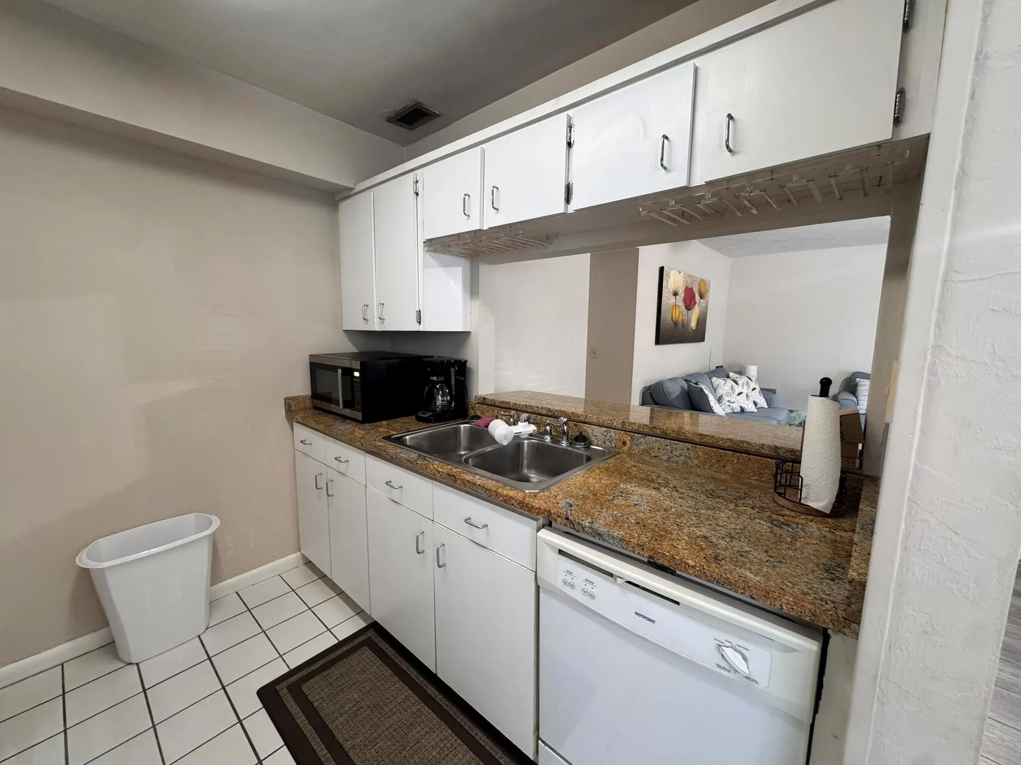 3124 Us Highway 441, #J1