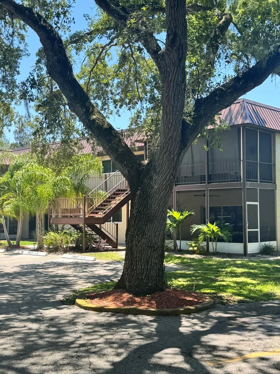 3124 Us Highway 441, #J1