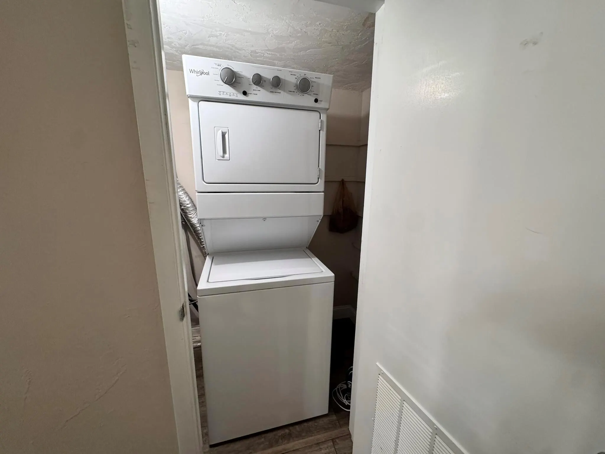 3124 Us Highway 441, #J1
