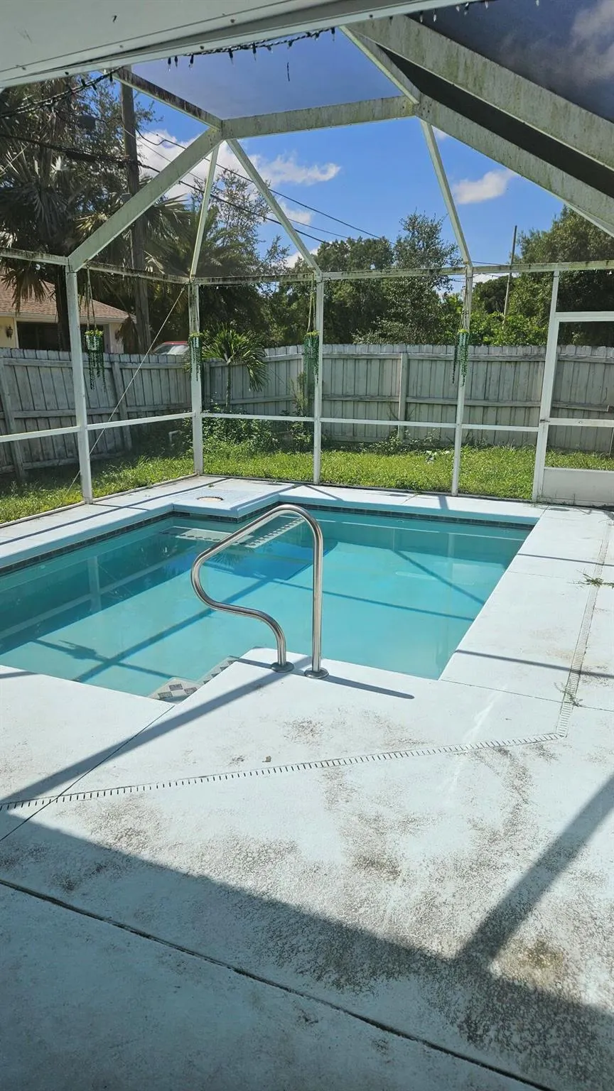 9024 100th Court